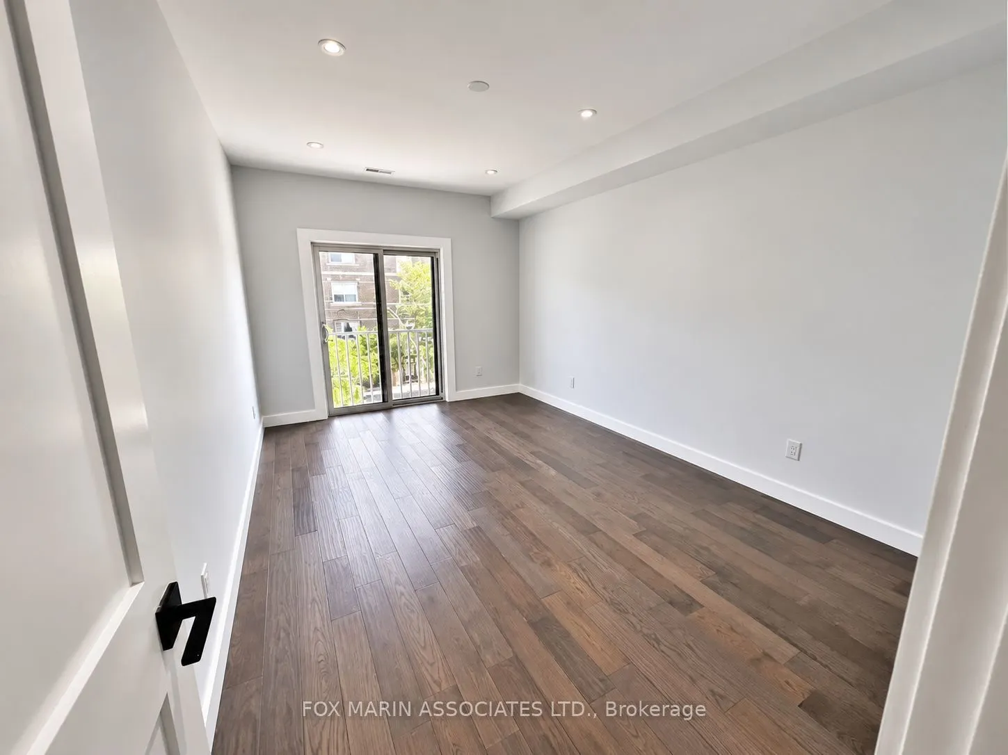 220 Vaughan Road S #2nd Fl