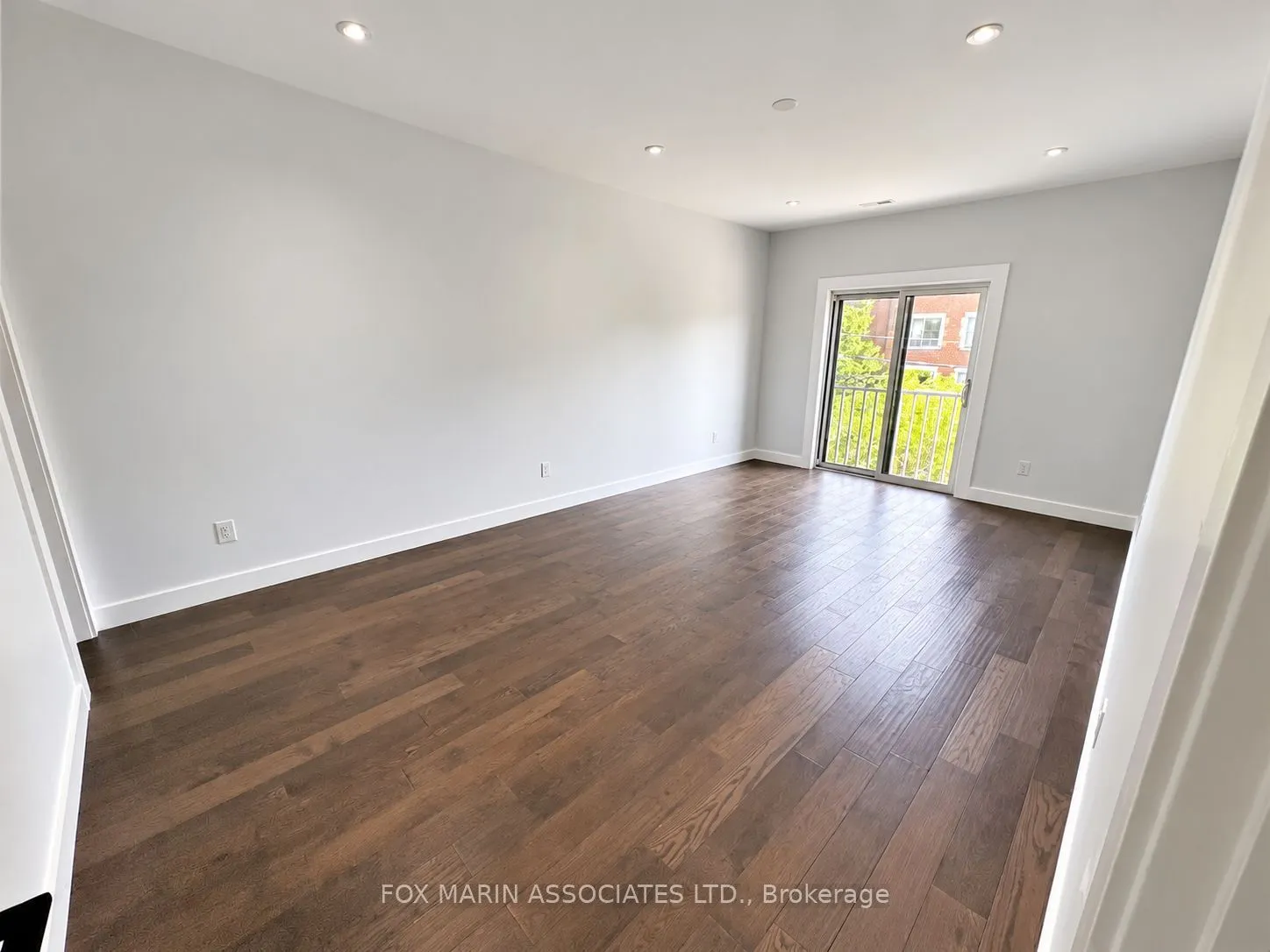 220 Vaughan Road S #2nd Fl