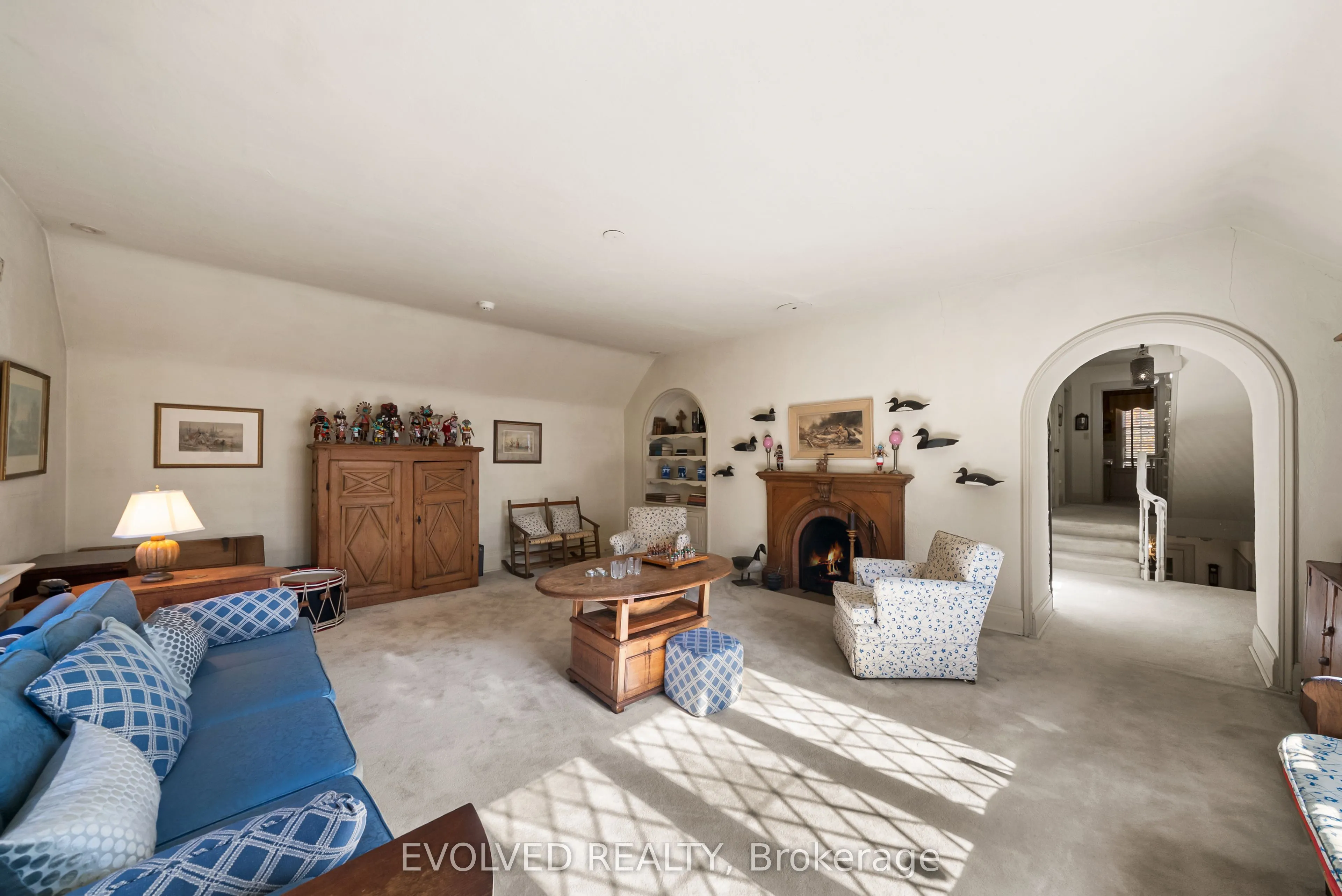 4 Dunloe Road