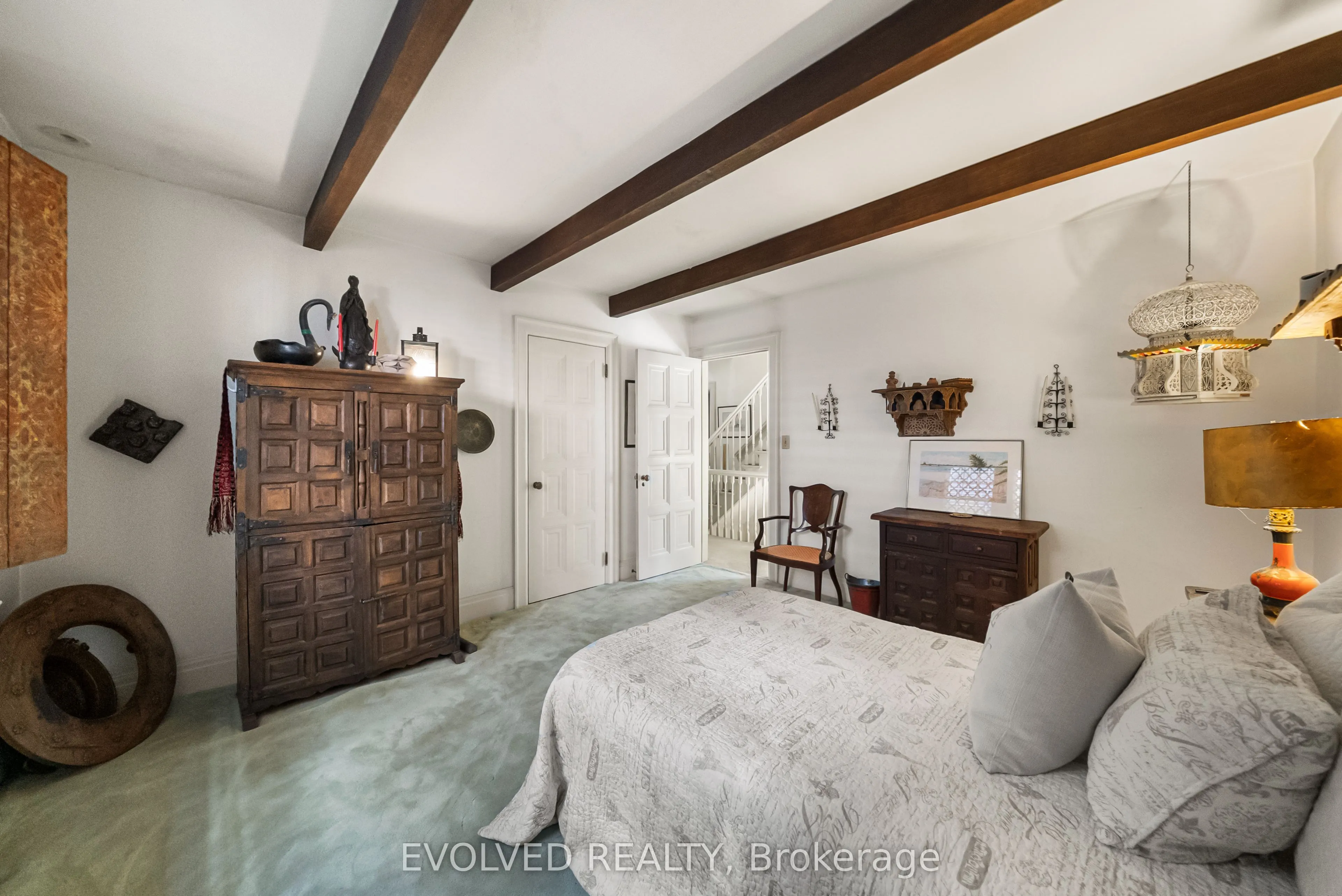 4 Dunloe Road