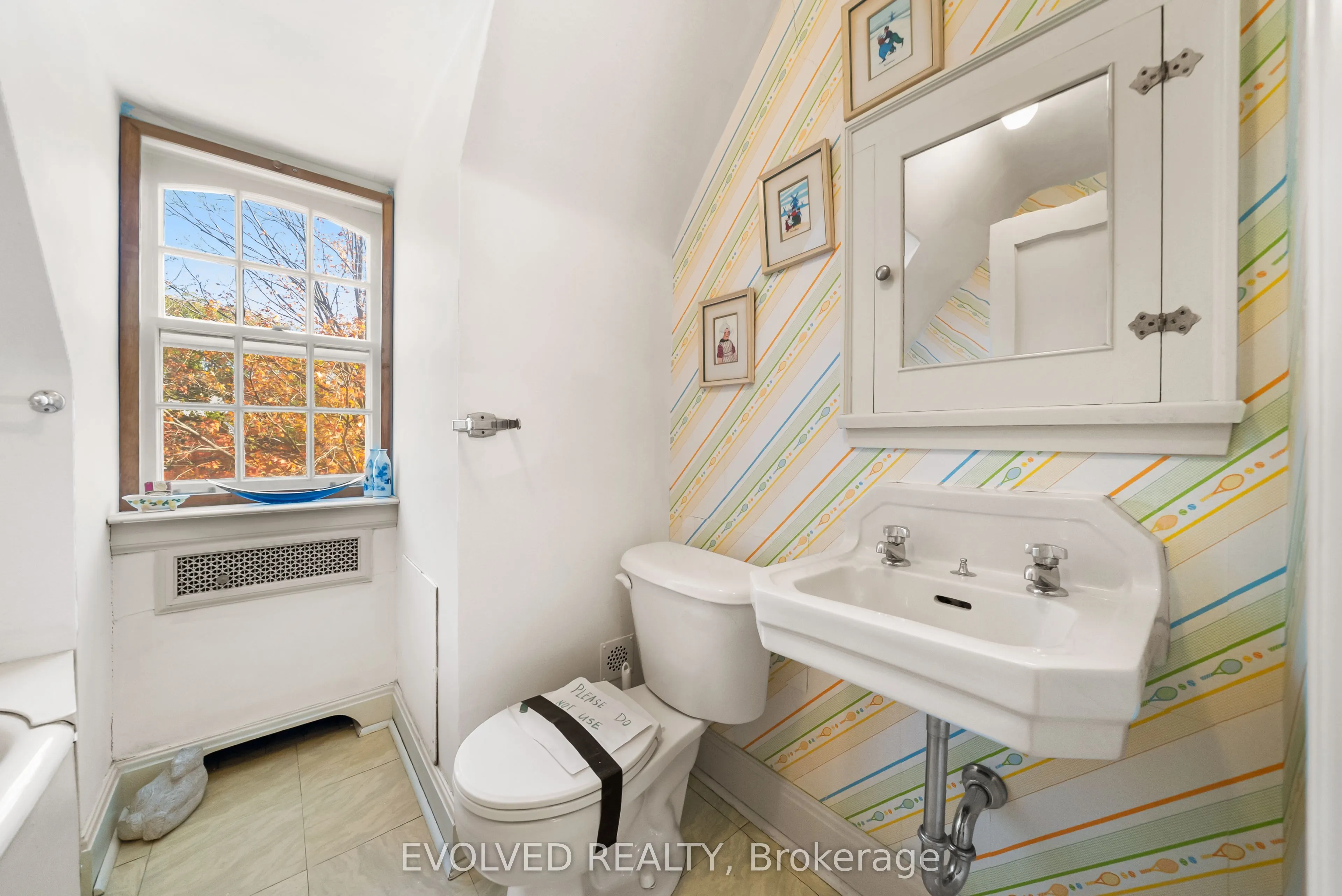 4 Dunloe Road