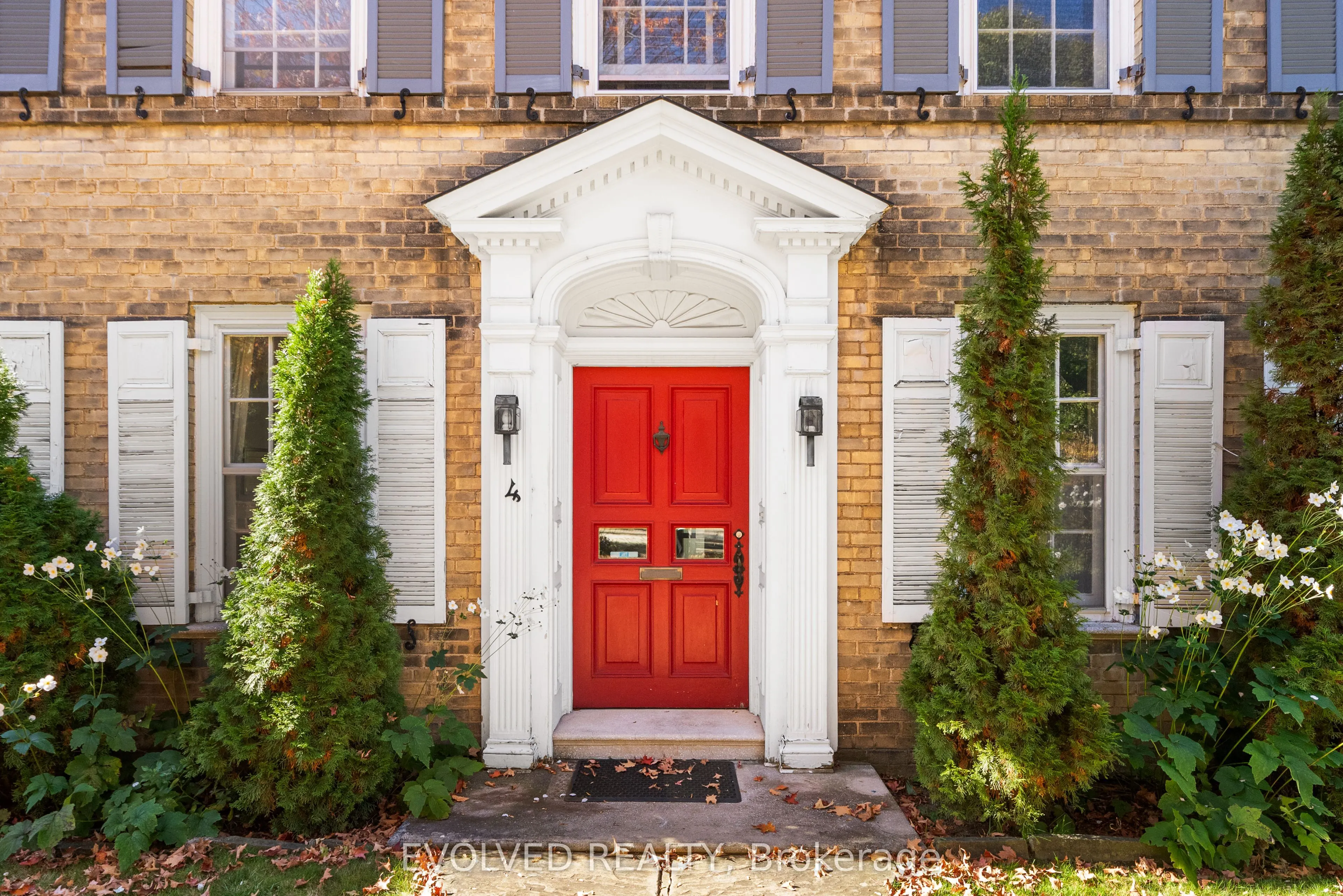 4 Dunloe Road