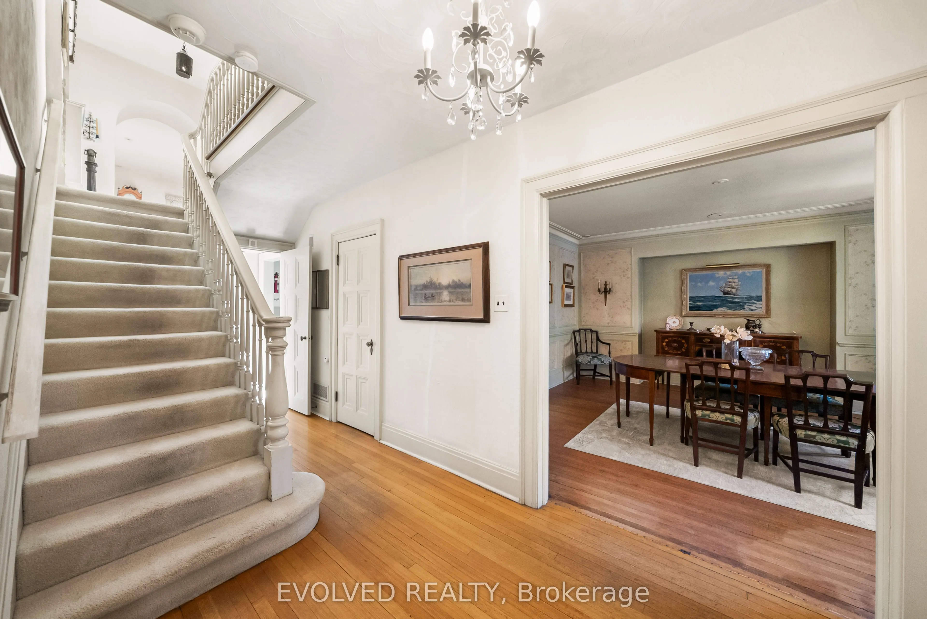 4 Dunloe Road