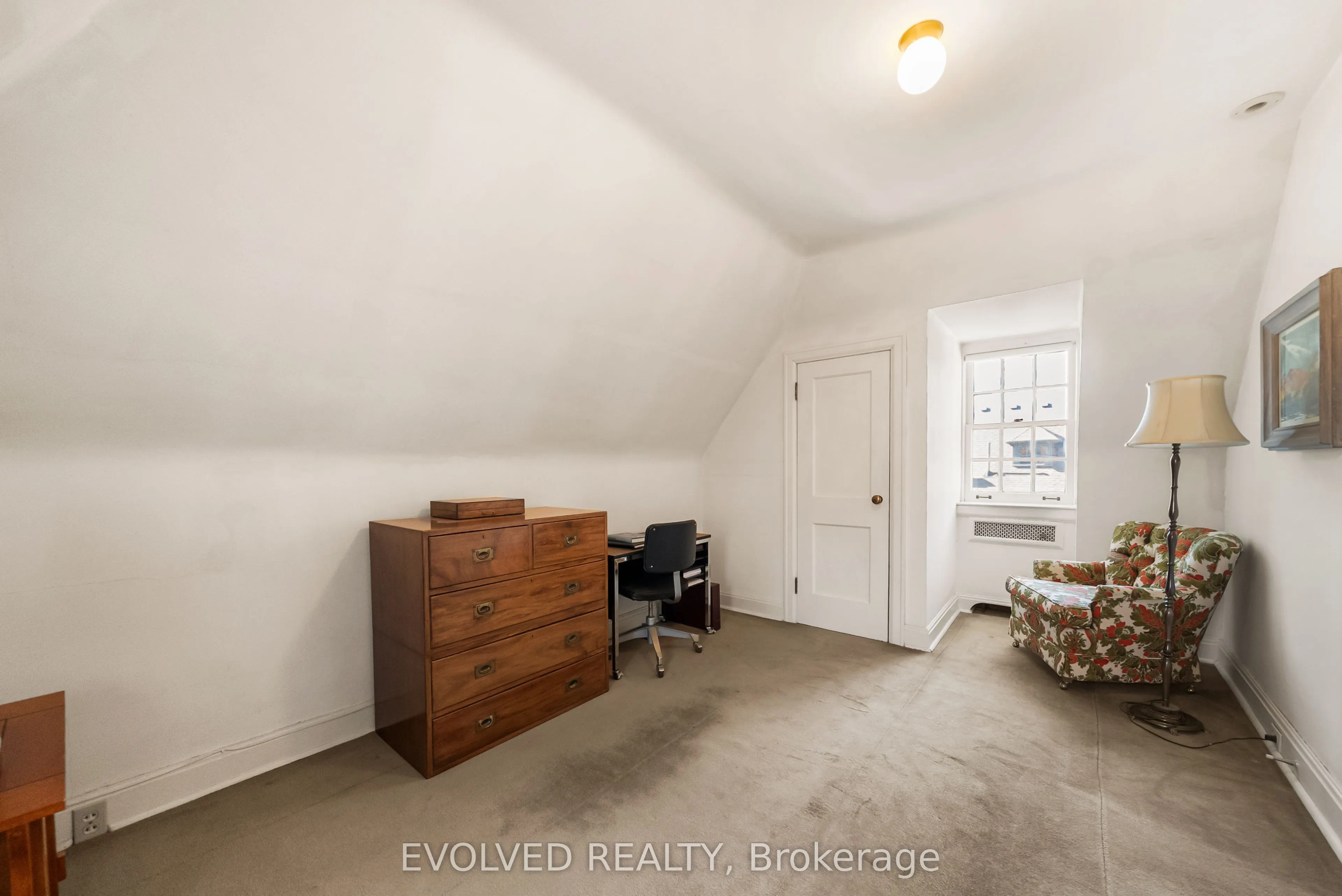 4 Dunloe Road