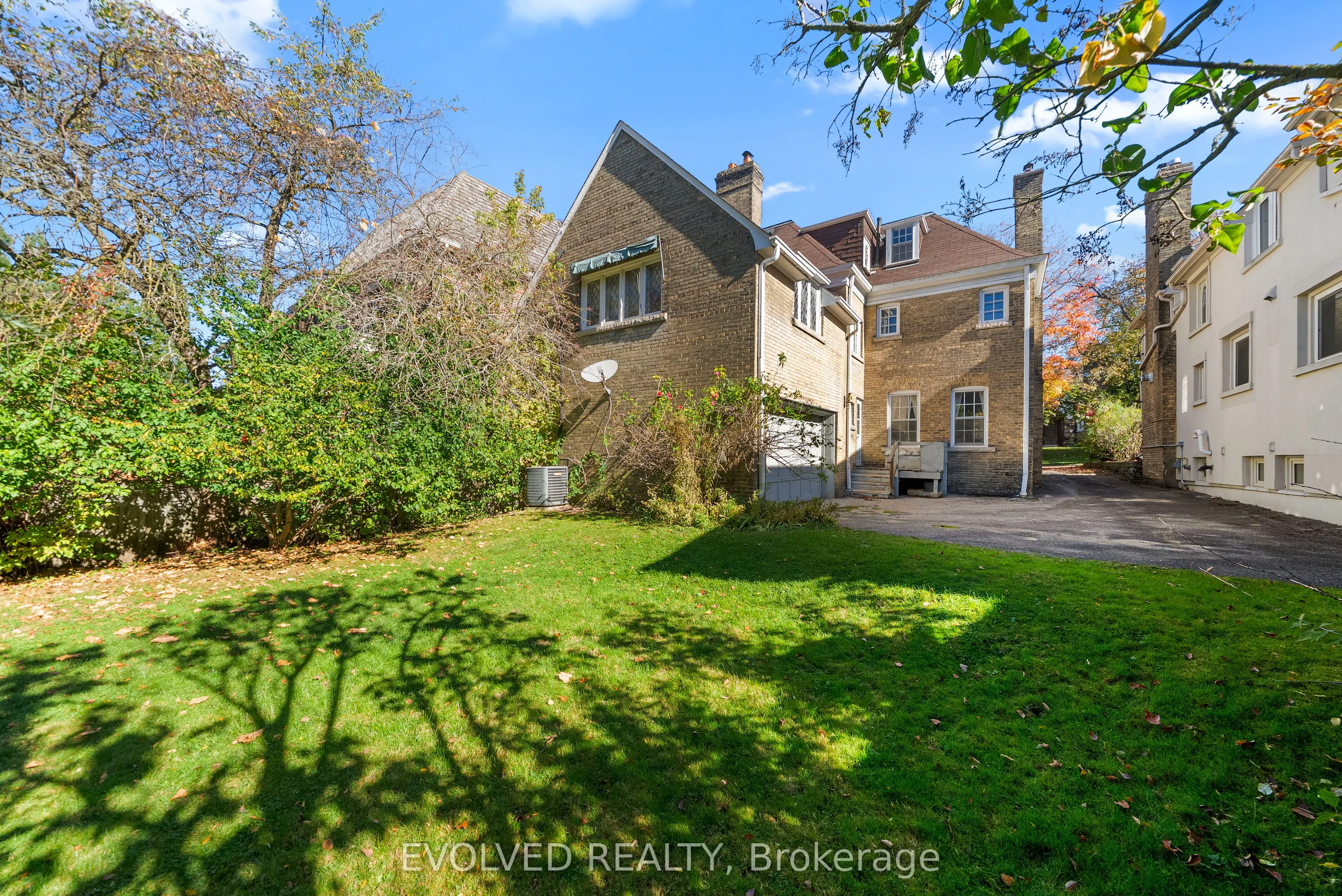 4 Dunloe Road
