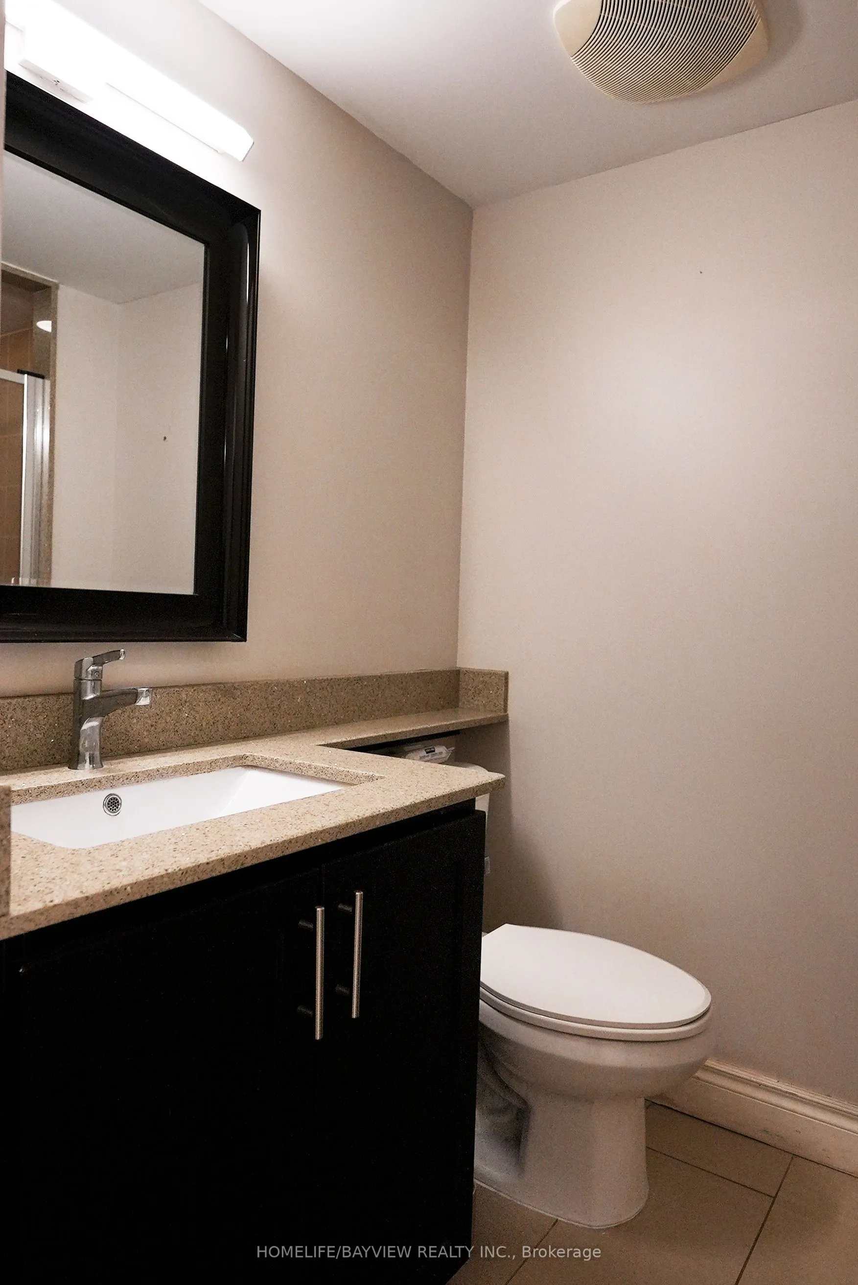 18 Yonge Street #915