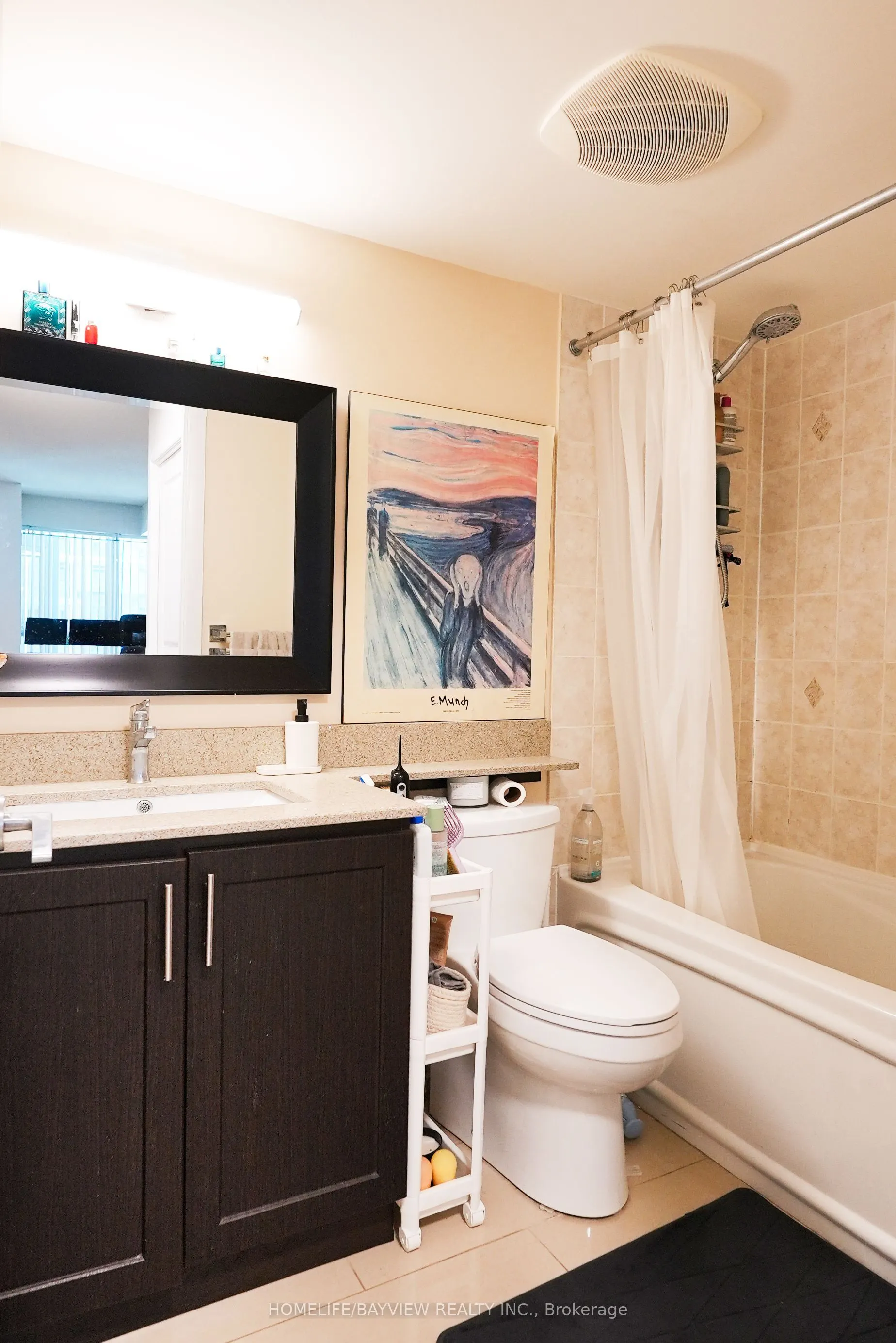 18 Yonge Street #915