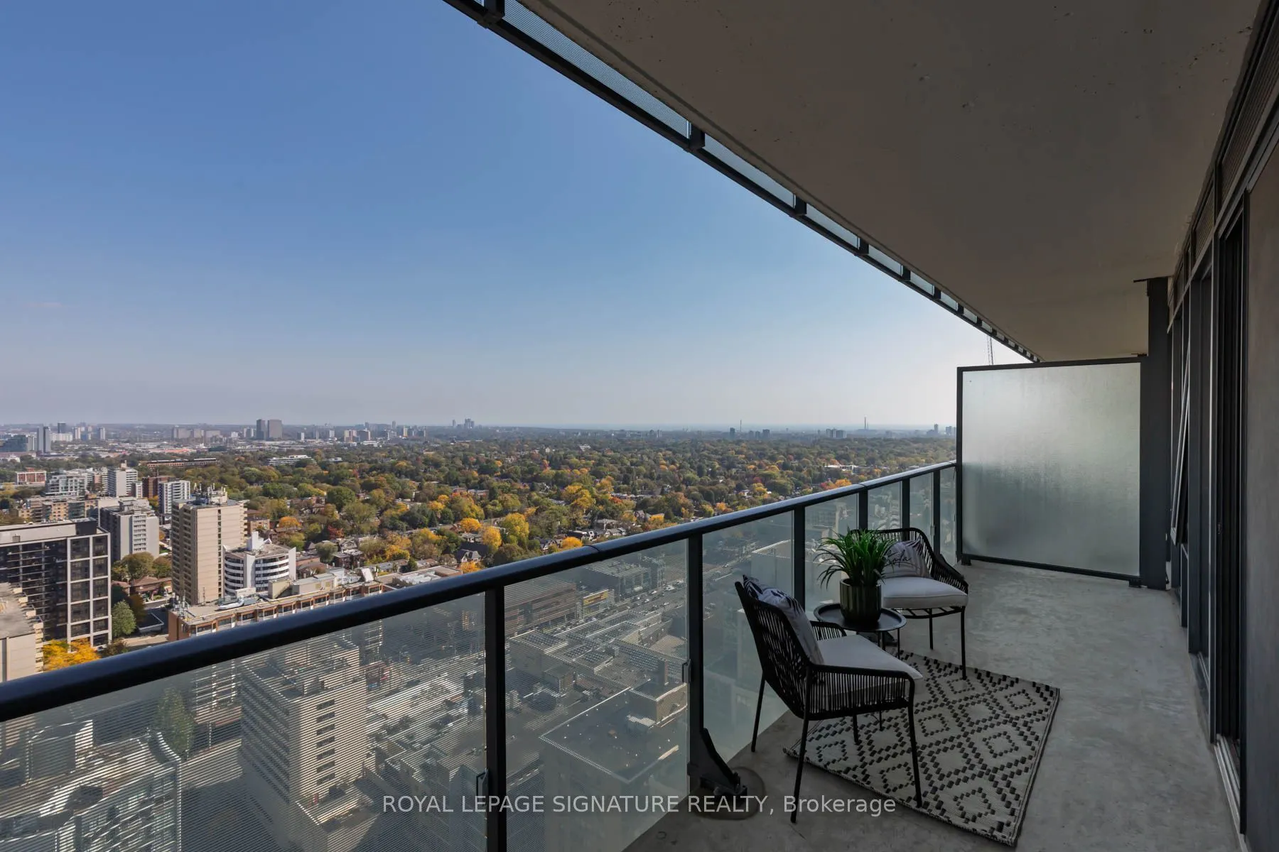 185 Roehampton Avenue #2805