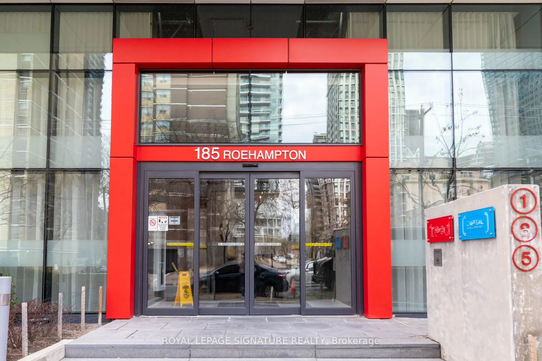 185 Roehampton Avenue #2805