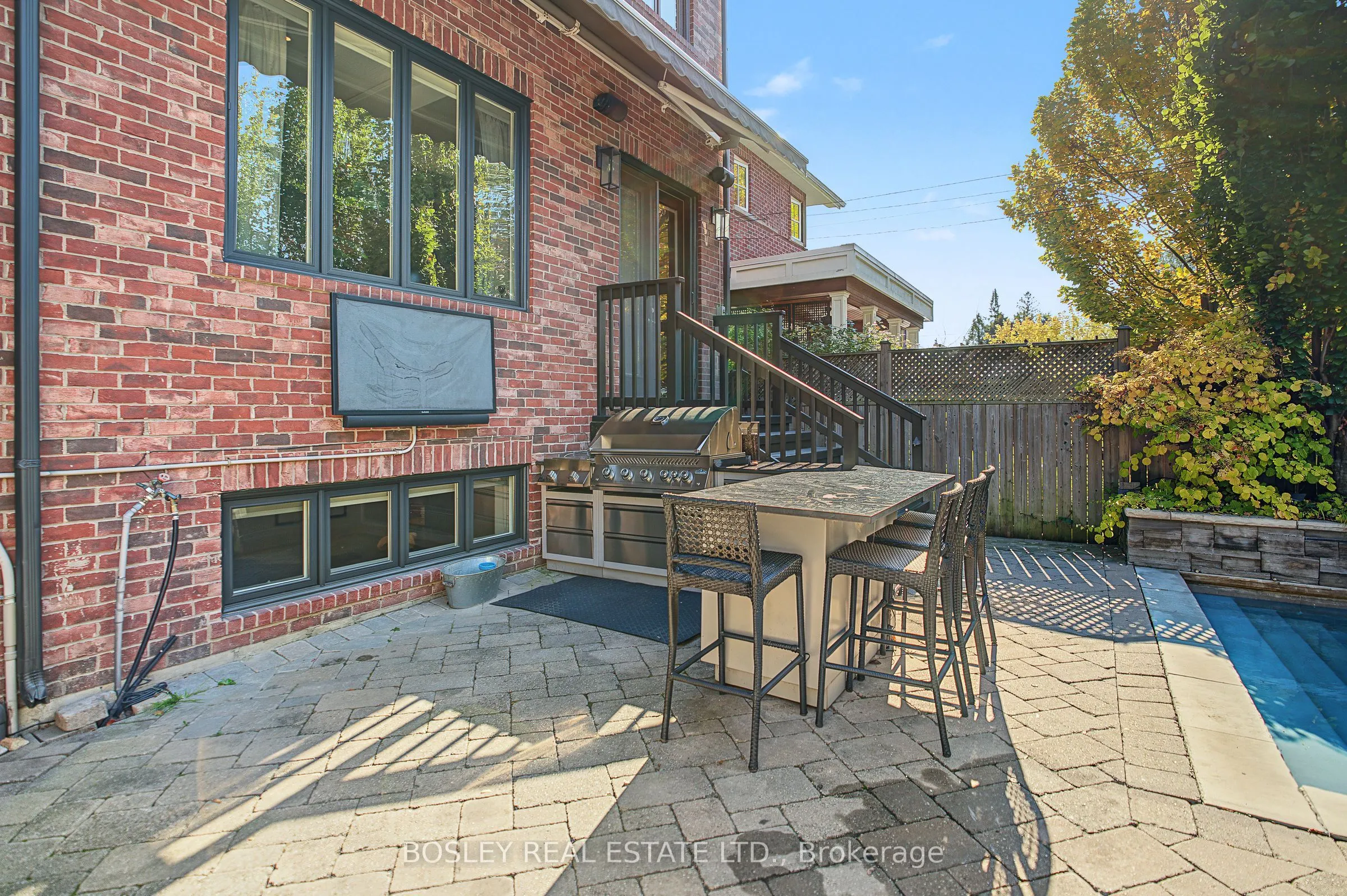 34 Glenbrae Avenue