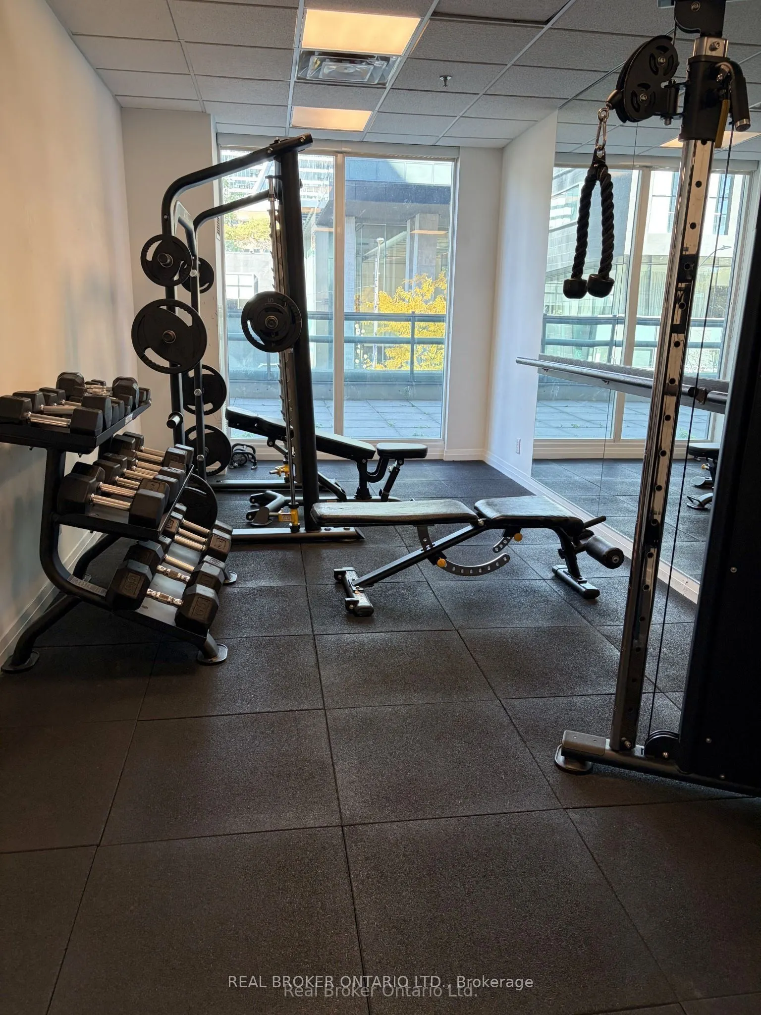 51 Lower Simcoe Street #605