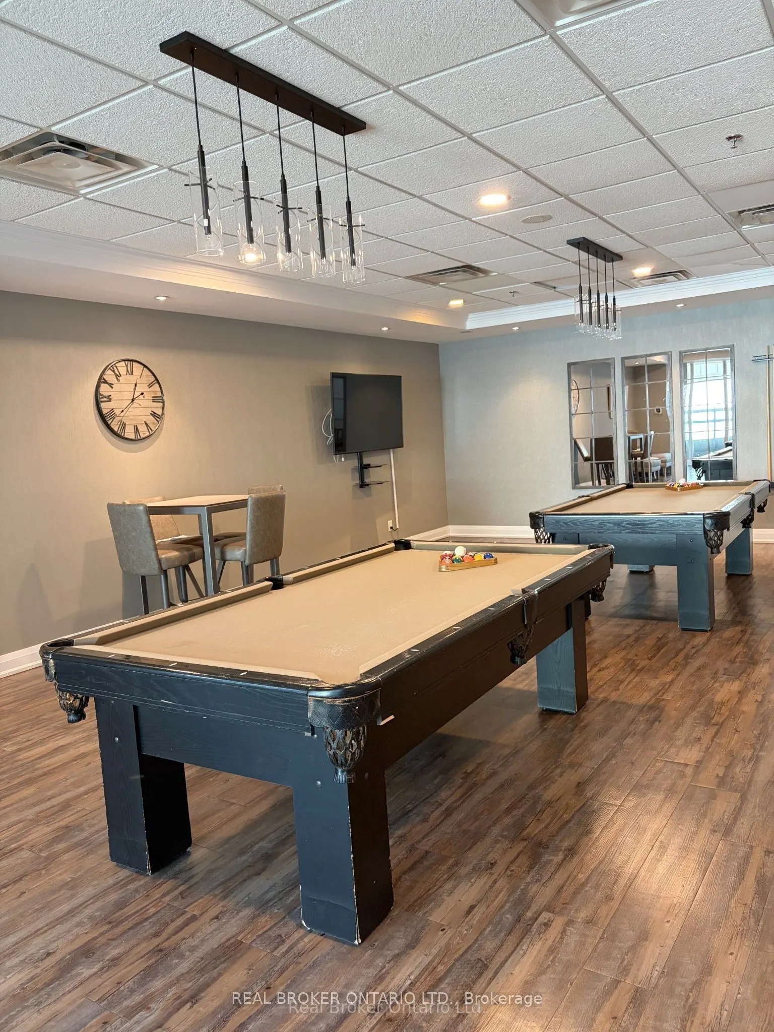 51 Lower Simcoe Street #605