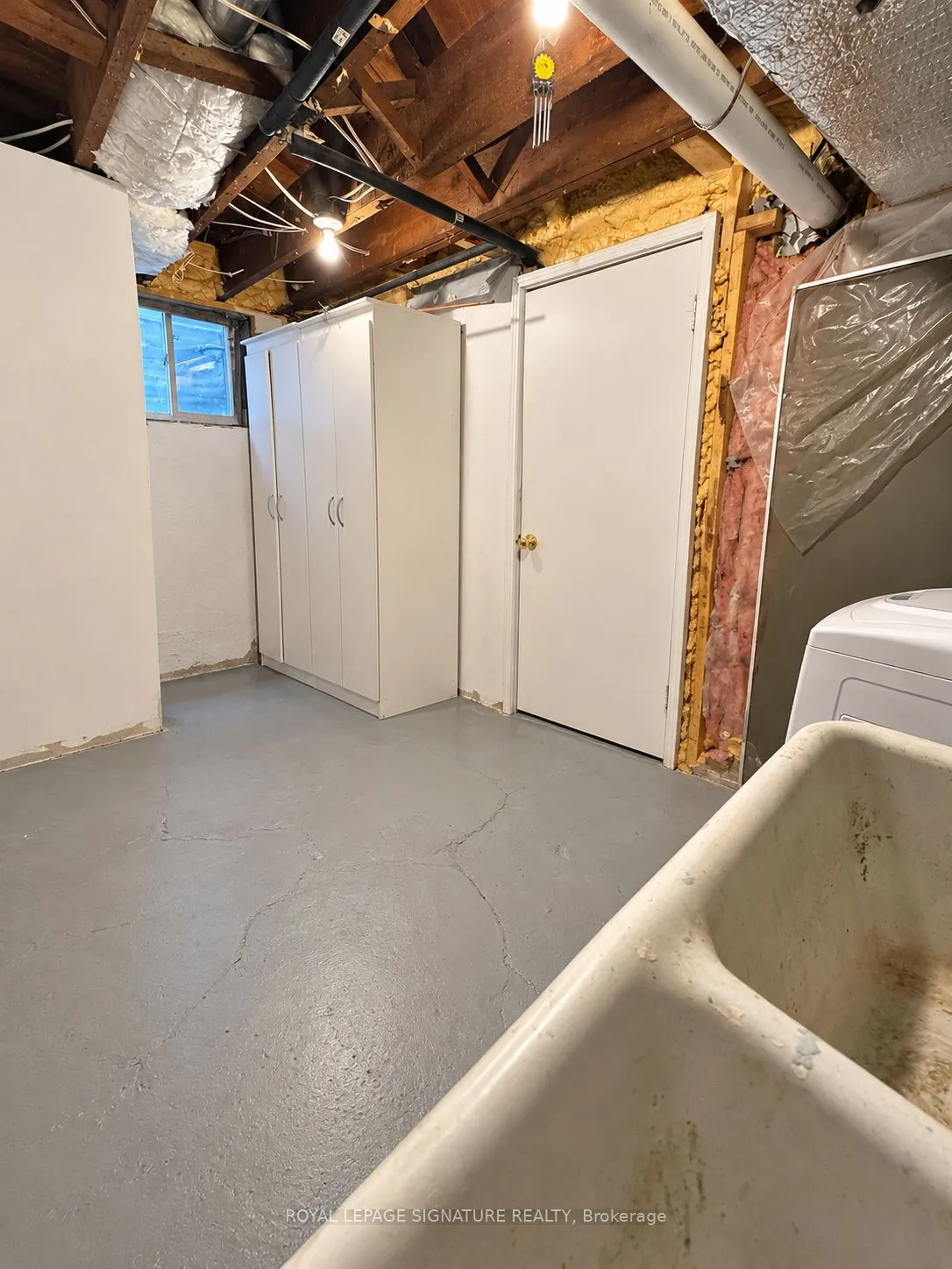 211 Melita Avenue #Lower