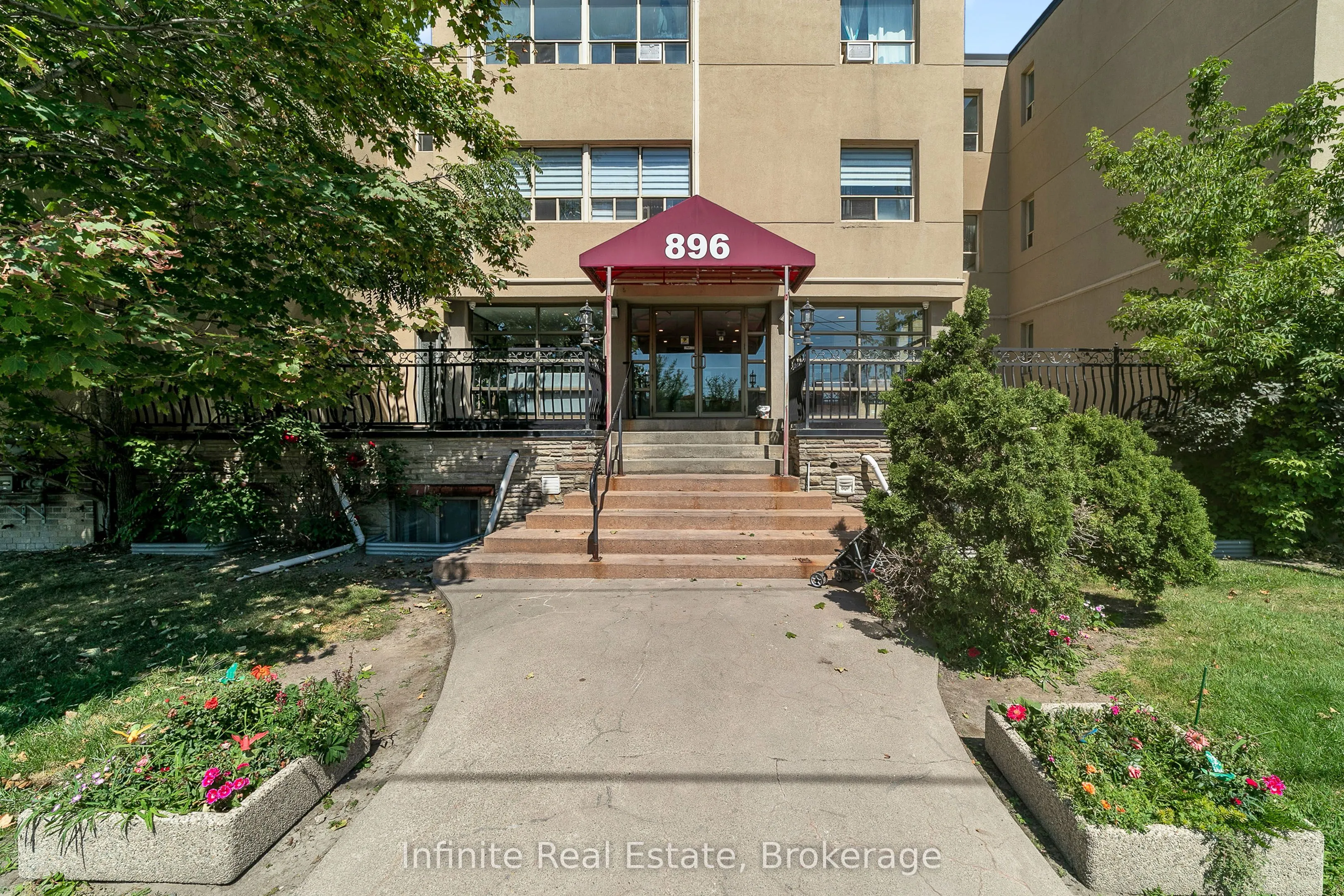 896 Eglinton Avenue E #309