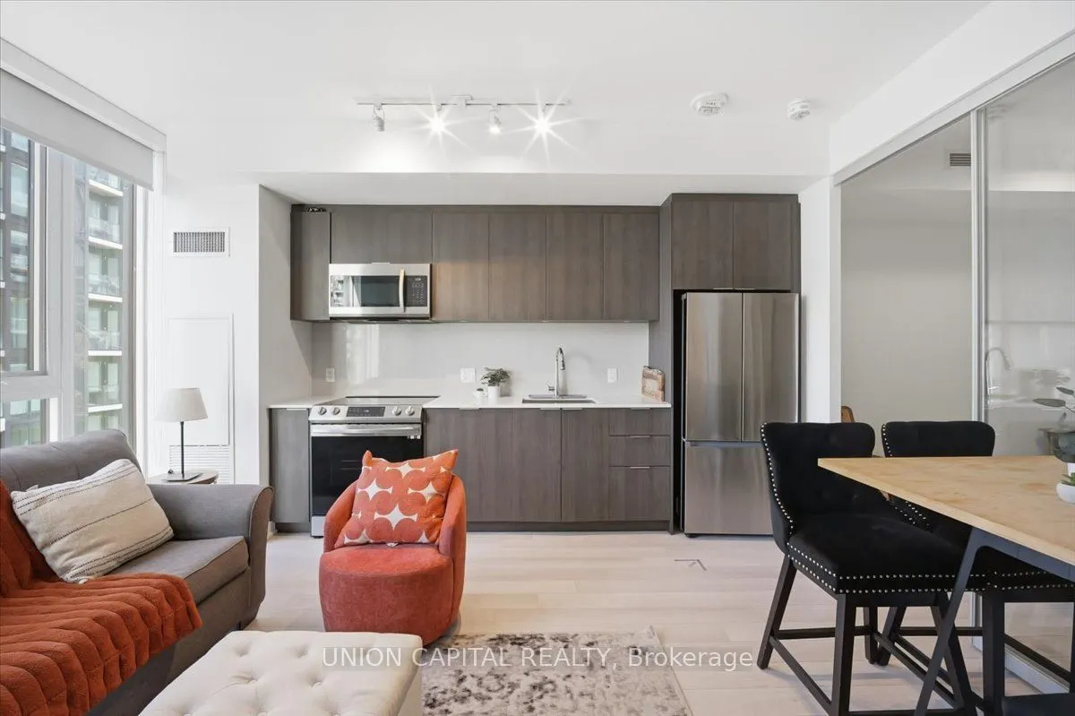 357 King Street W #3507