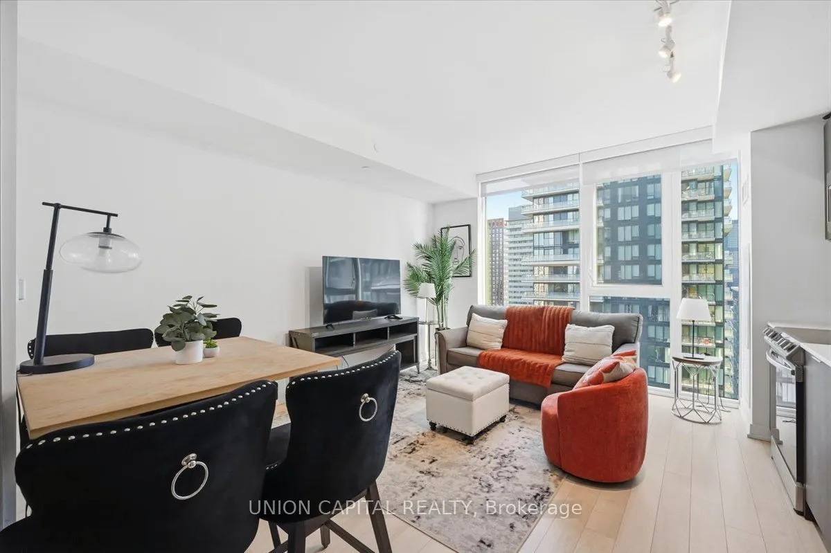 357 King Street W #3507