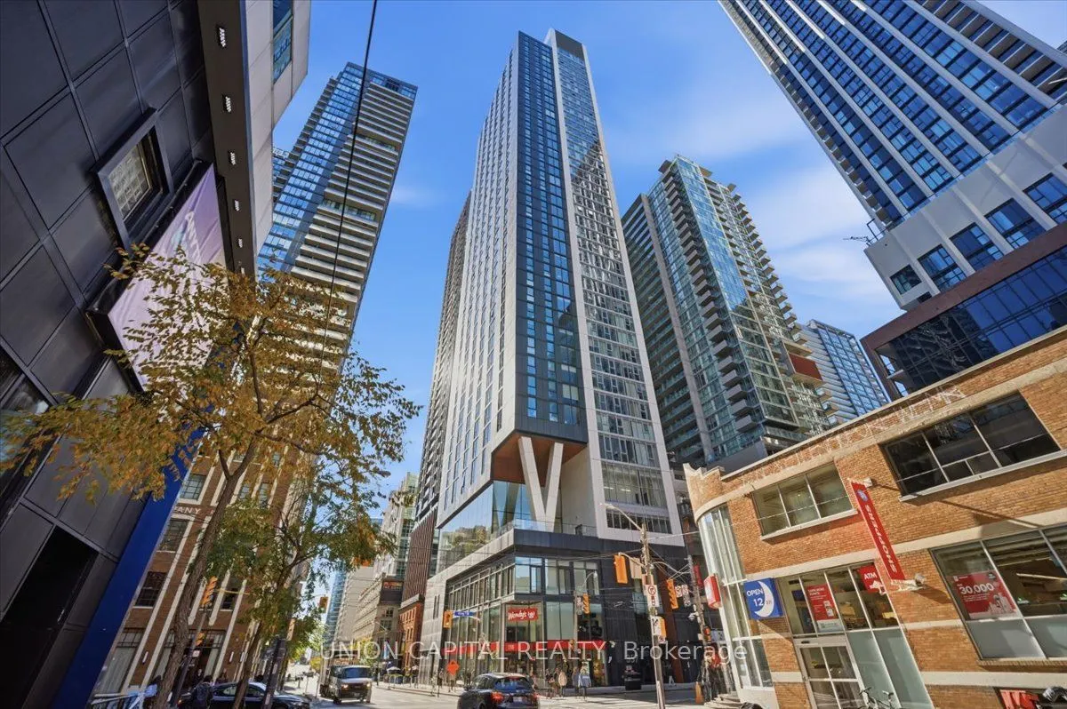 357 King Street W #3507