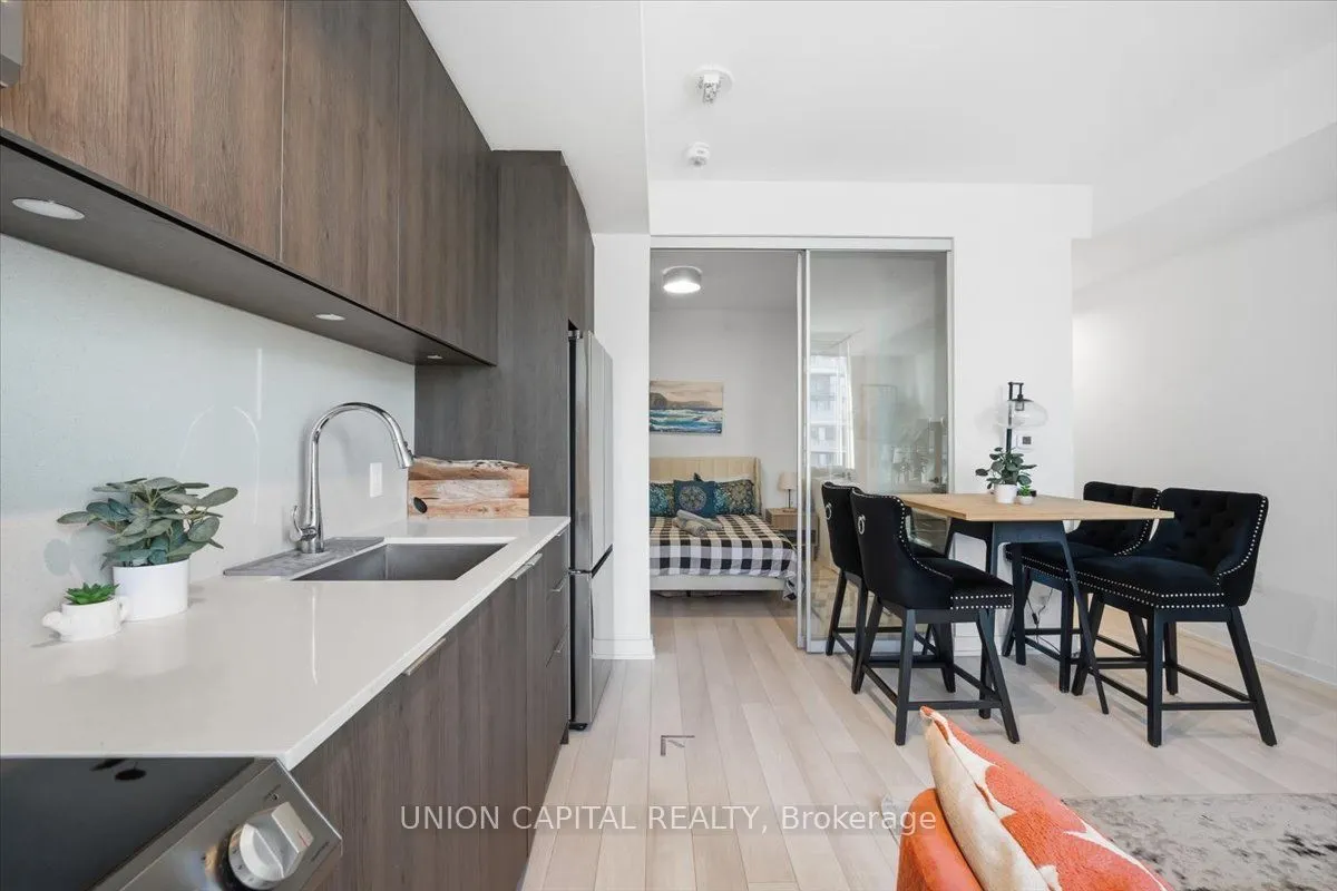 357 King Street W #3507