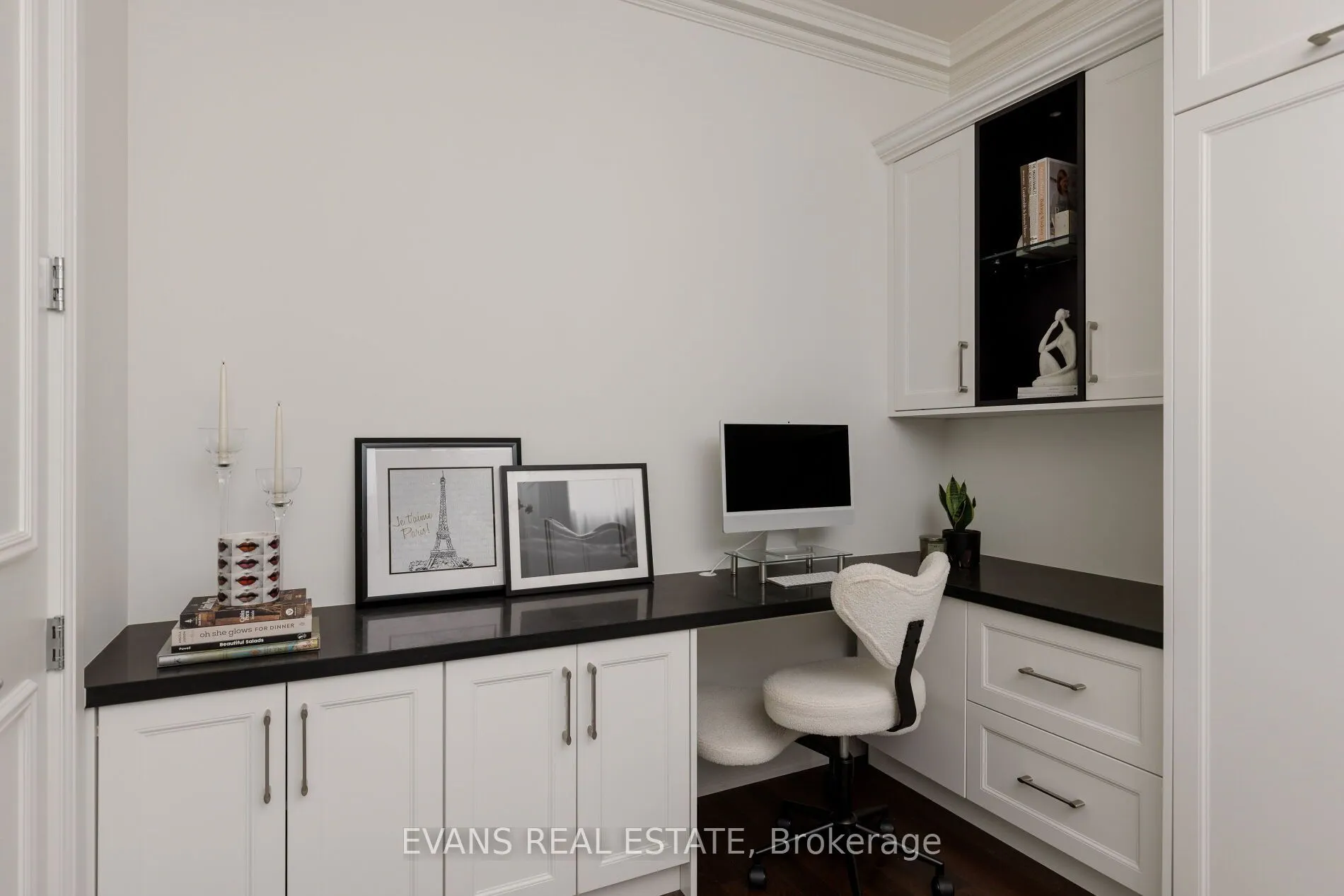 311 Bay Street #3802