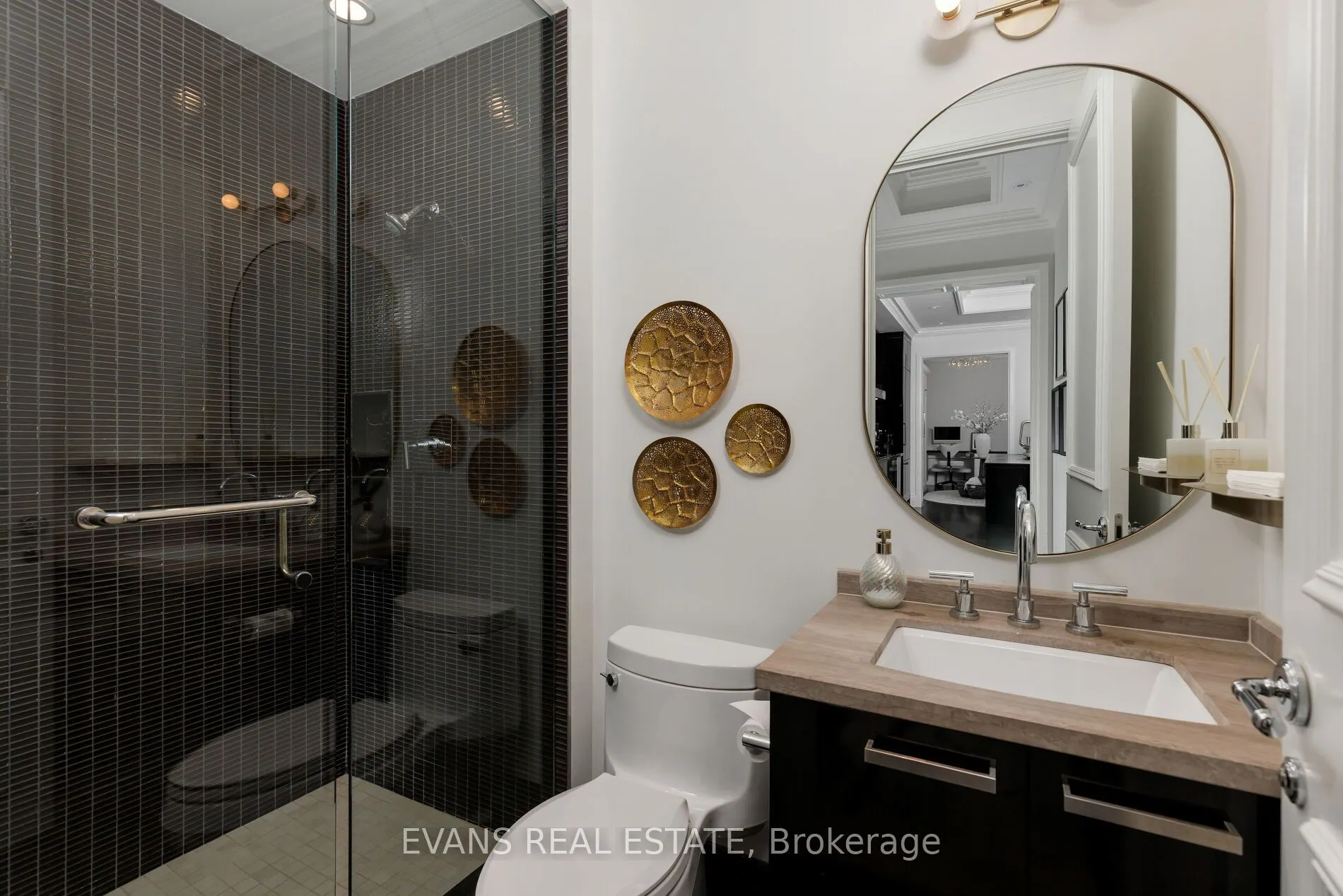 311 Bay Street #3802