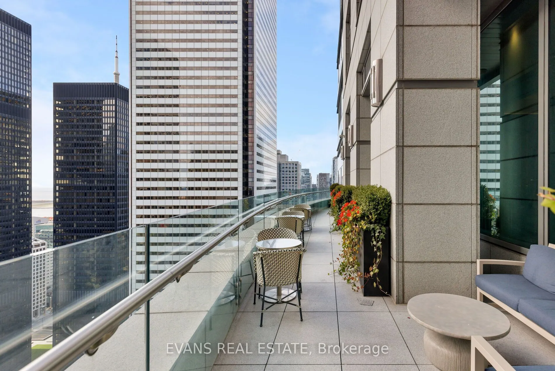 311 Bay Street #3802