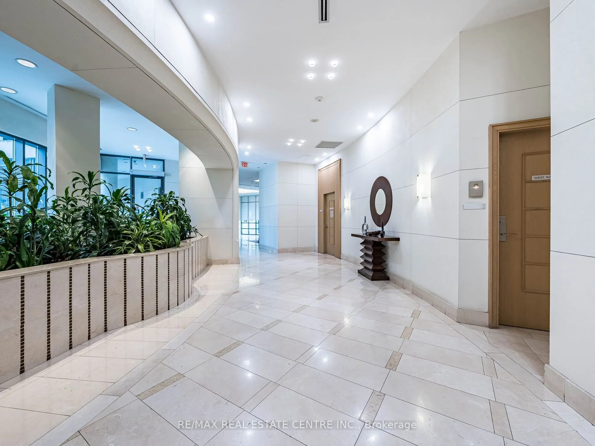 509 Beecroft Road #1817
