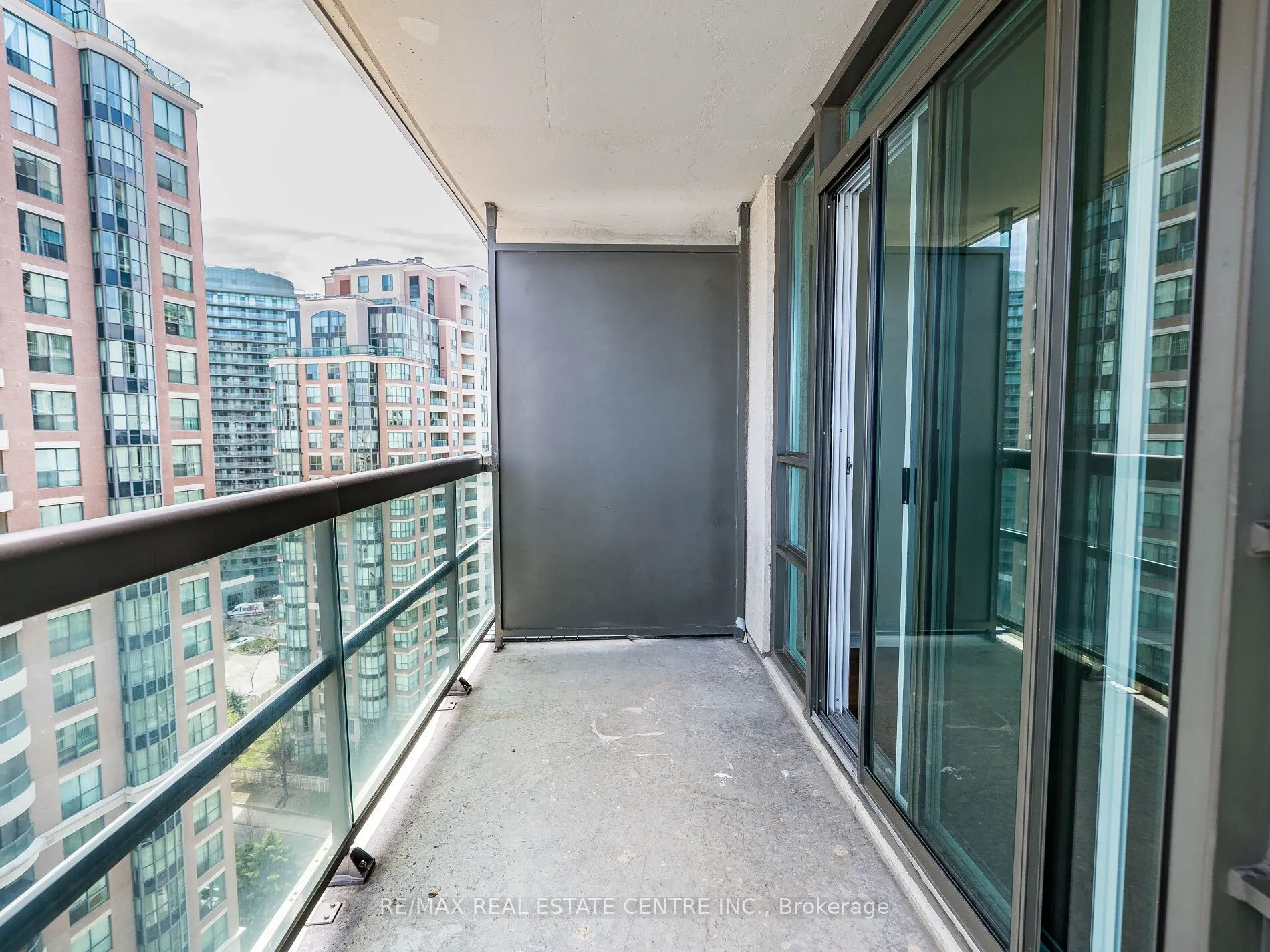 509 Beecroft Road #1817