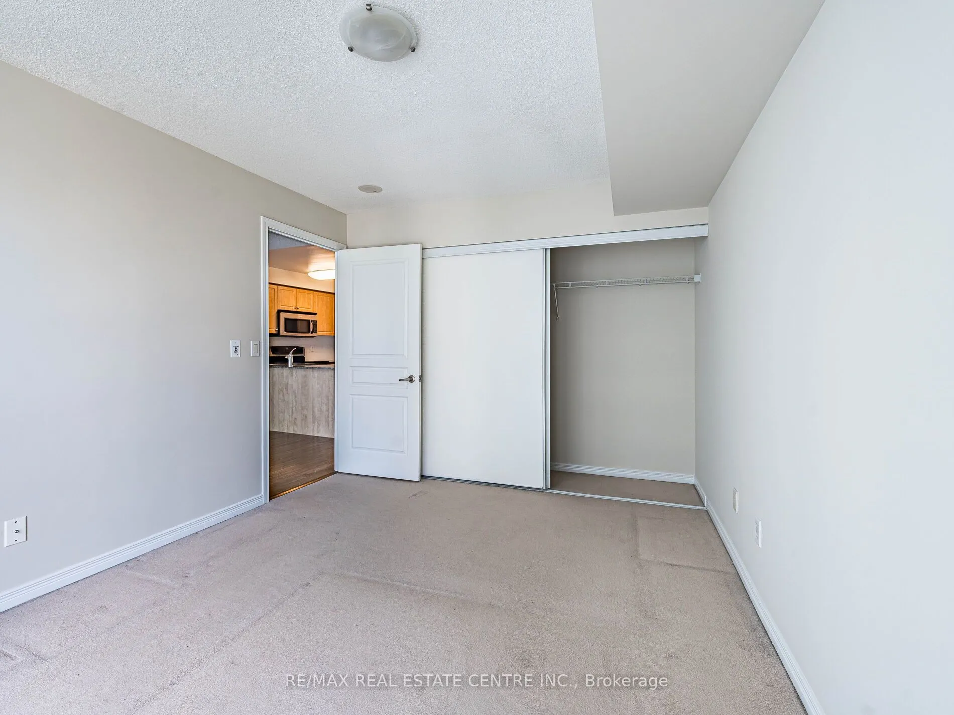 509 Beecroft Road #1817