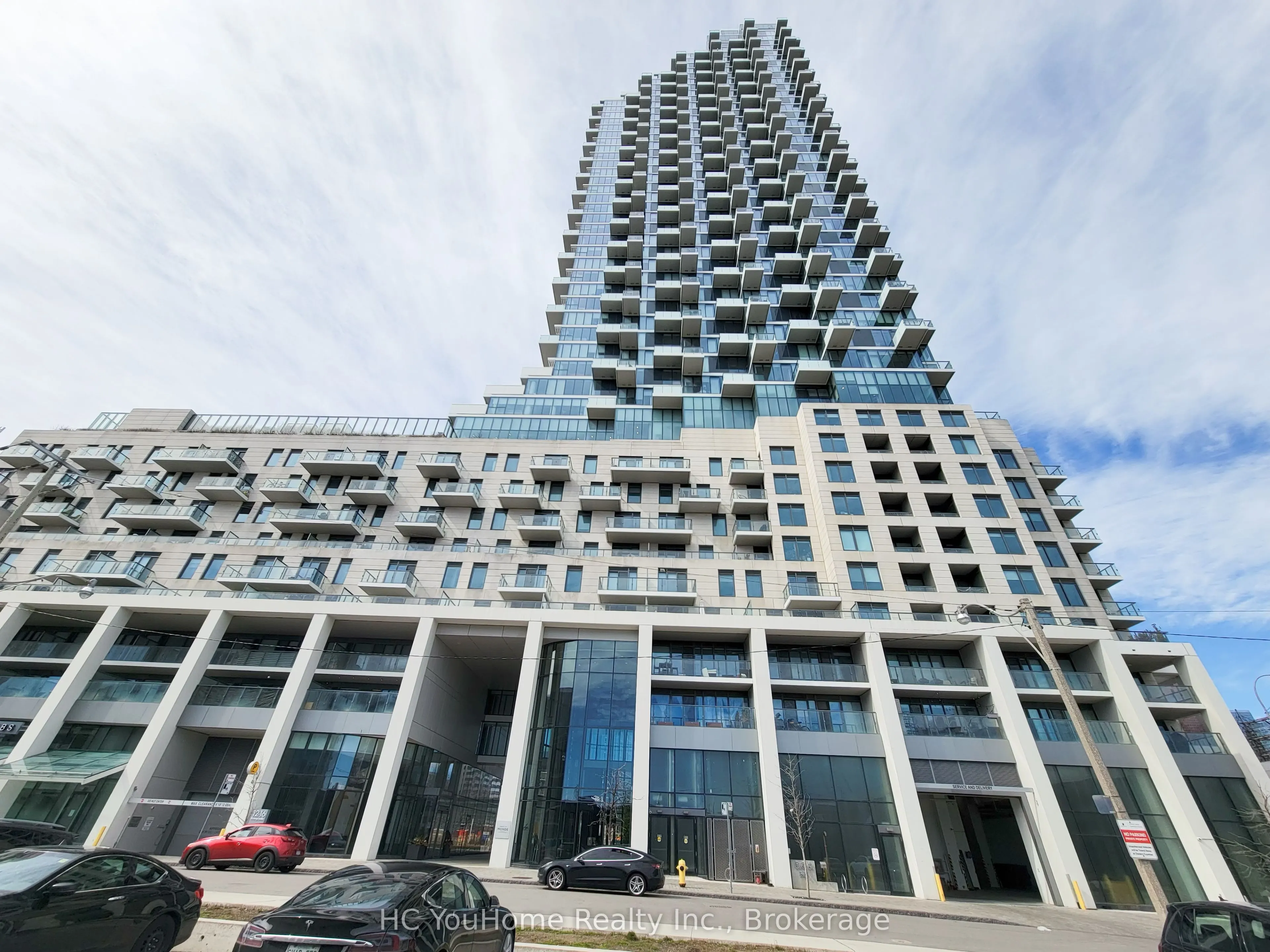 16 Bonnycastle Street #1805