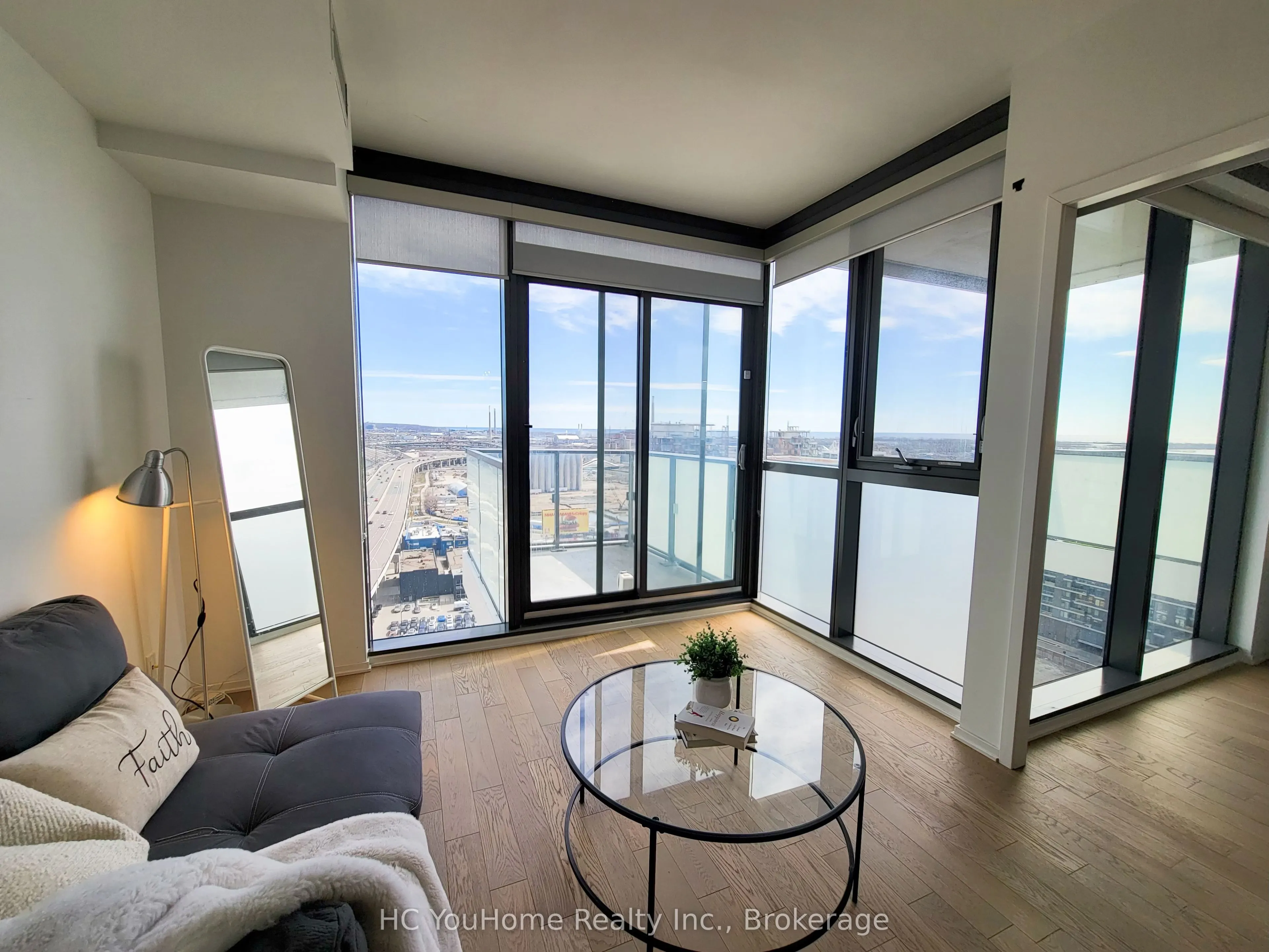 16 Bonnycastle Street #1805