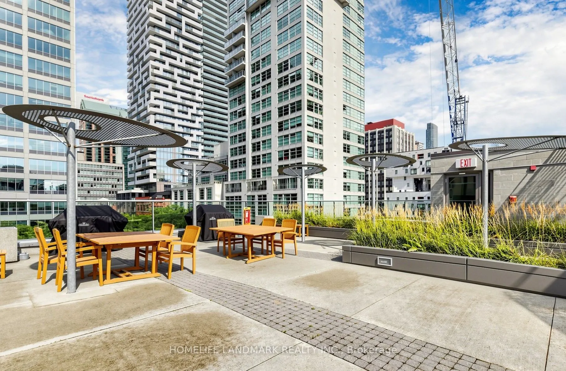33 Lombard Street #604
