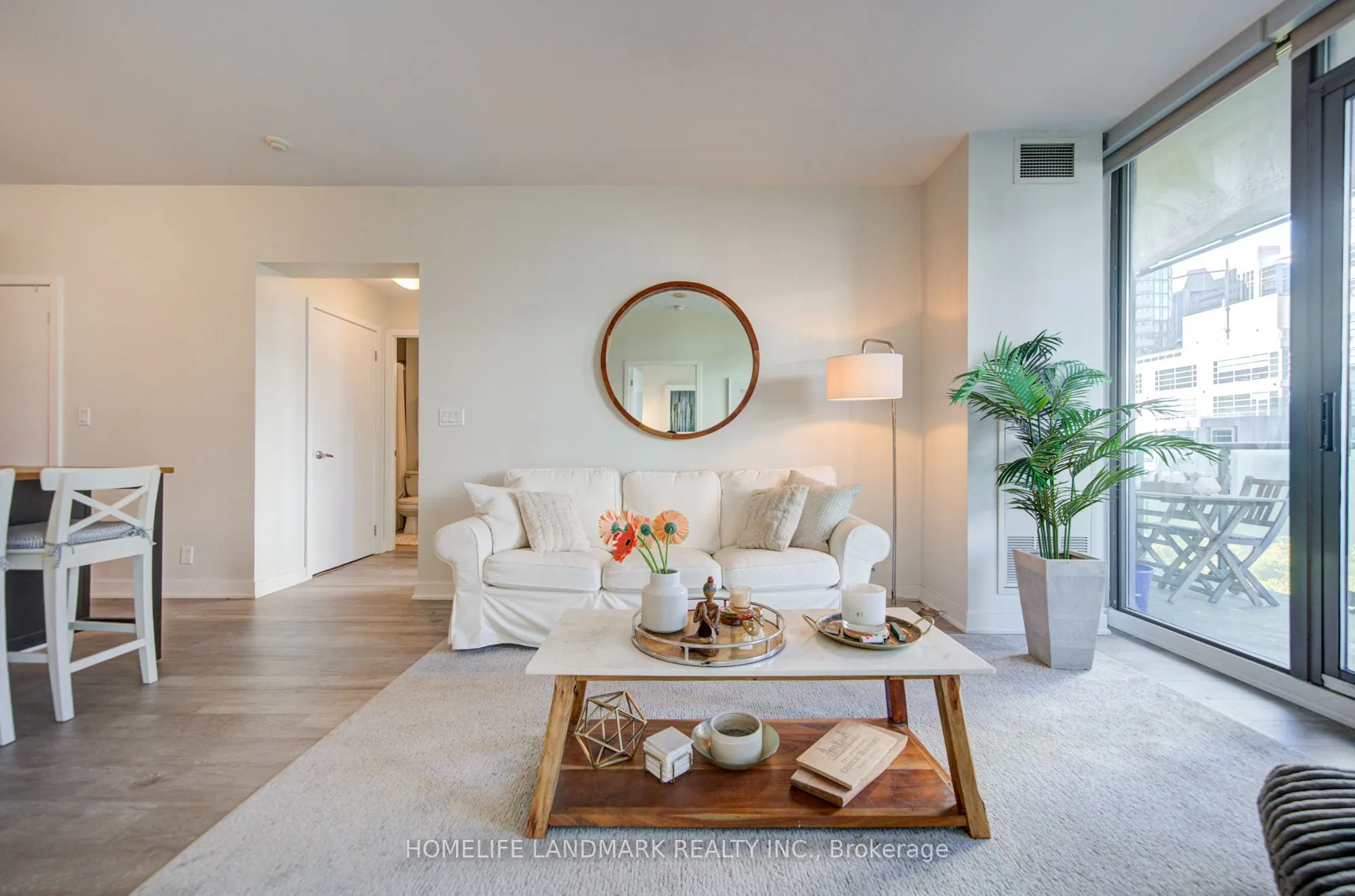 33 Lombard Street #604