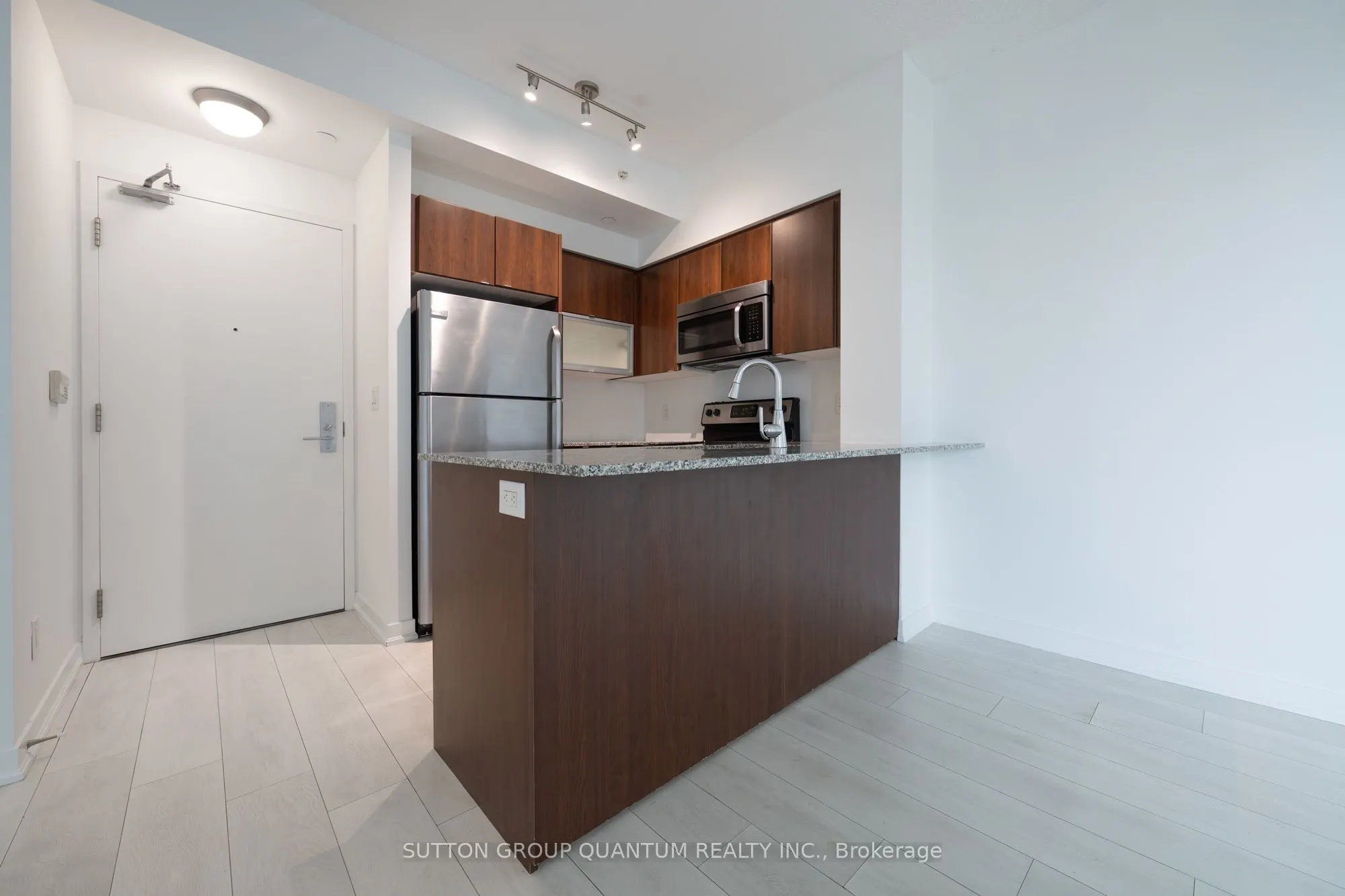 150 East Liberty Street #1012
