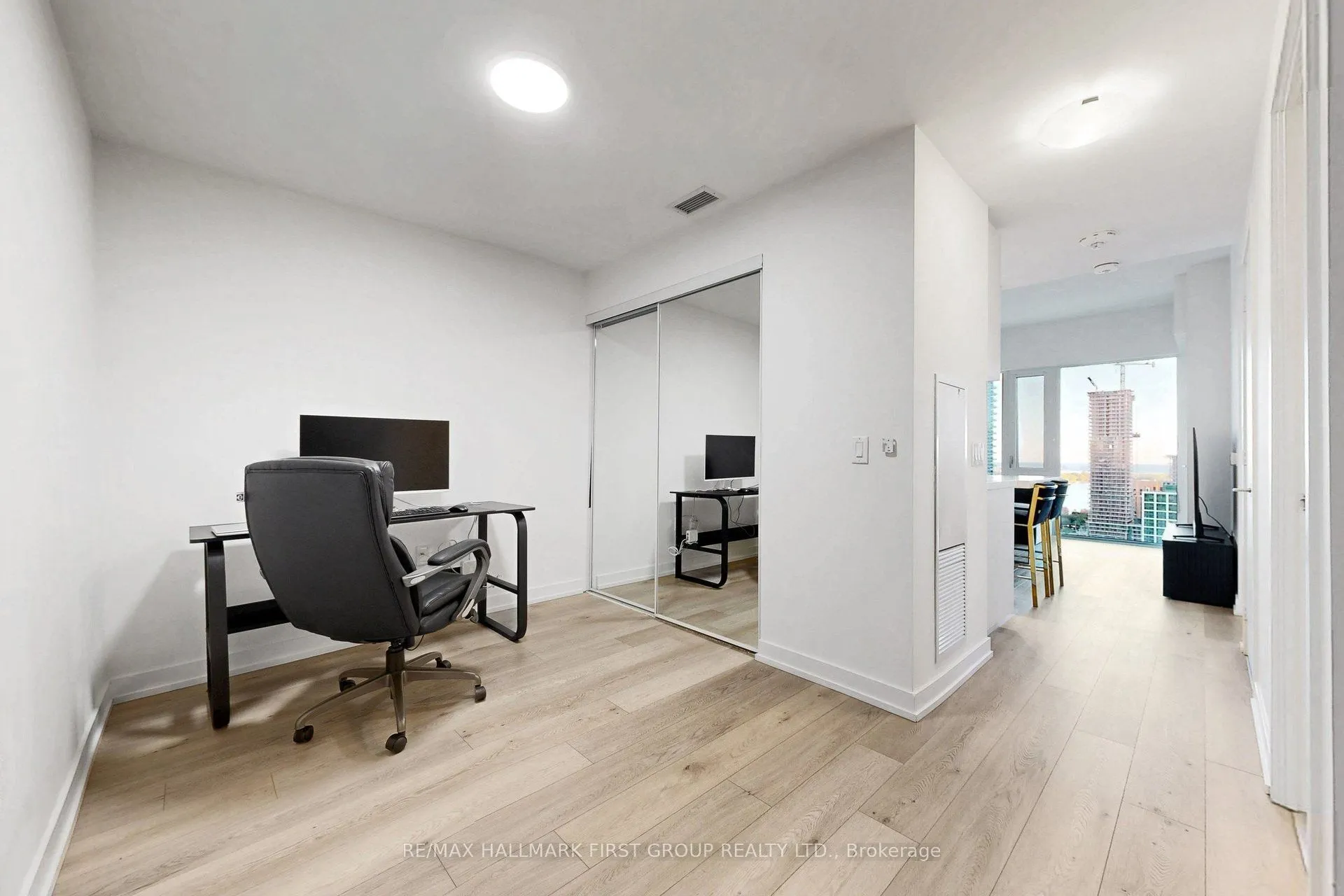 158 Front Street E #2201