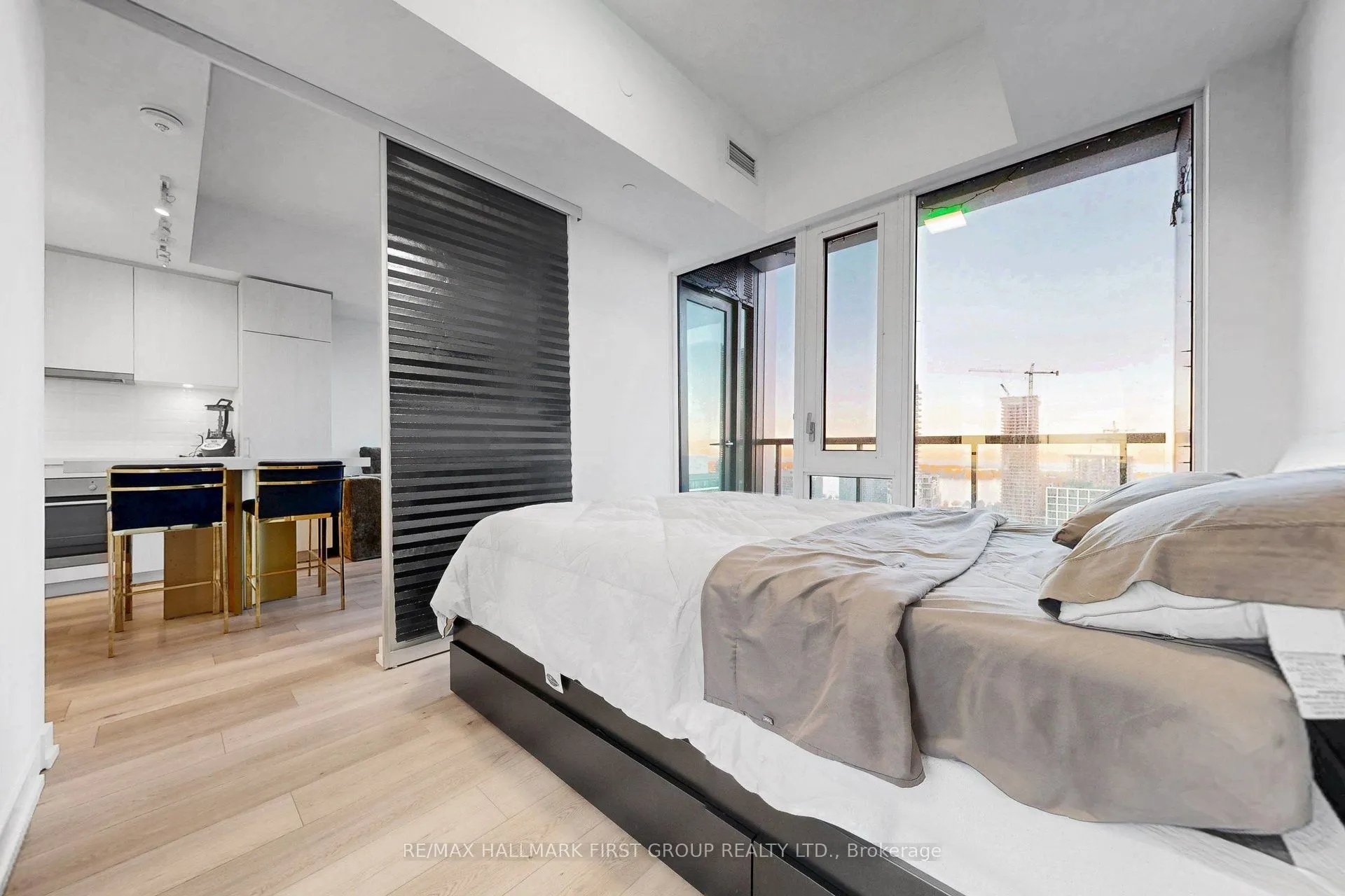 158 Front Street E #2201