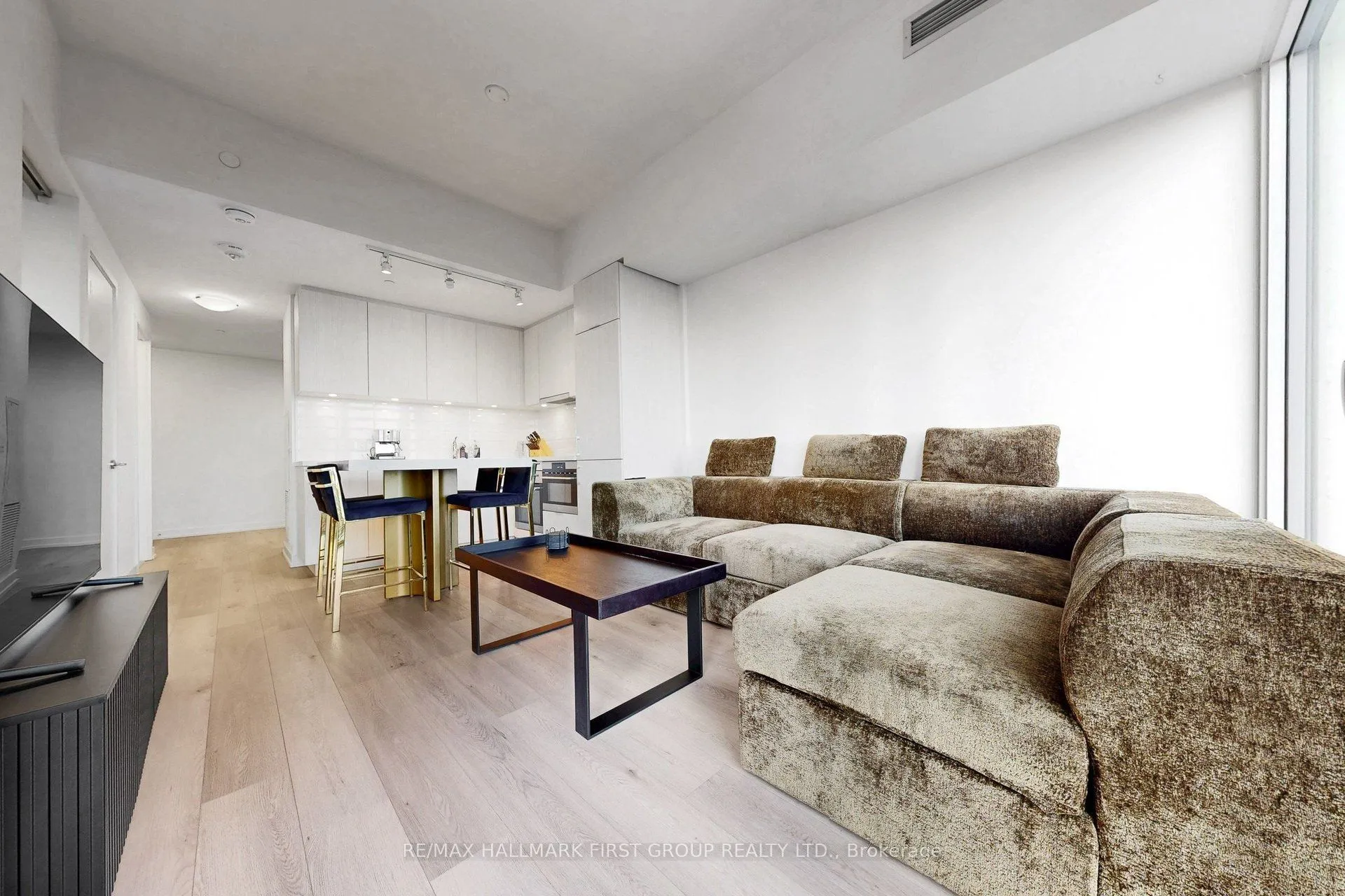 158 Front Street E #2201