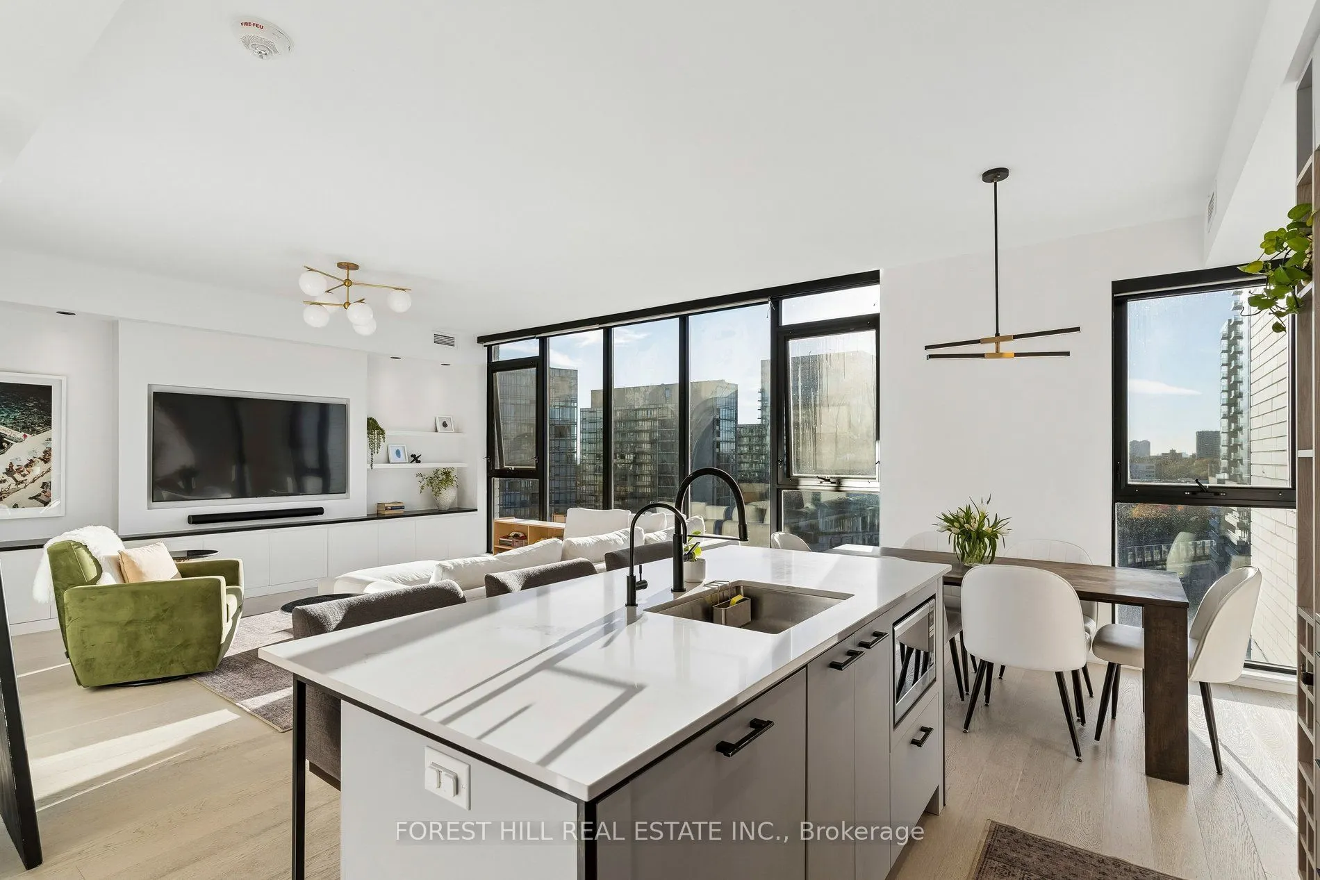 41 Dovercourt Road #PH1006