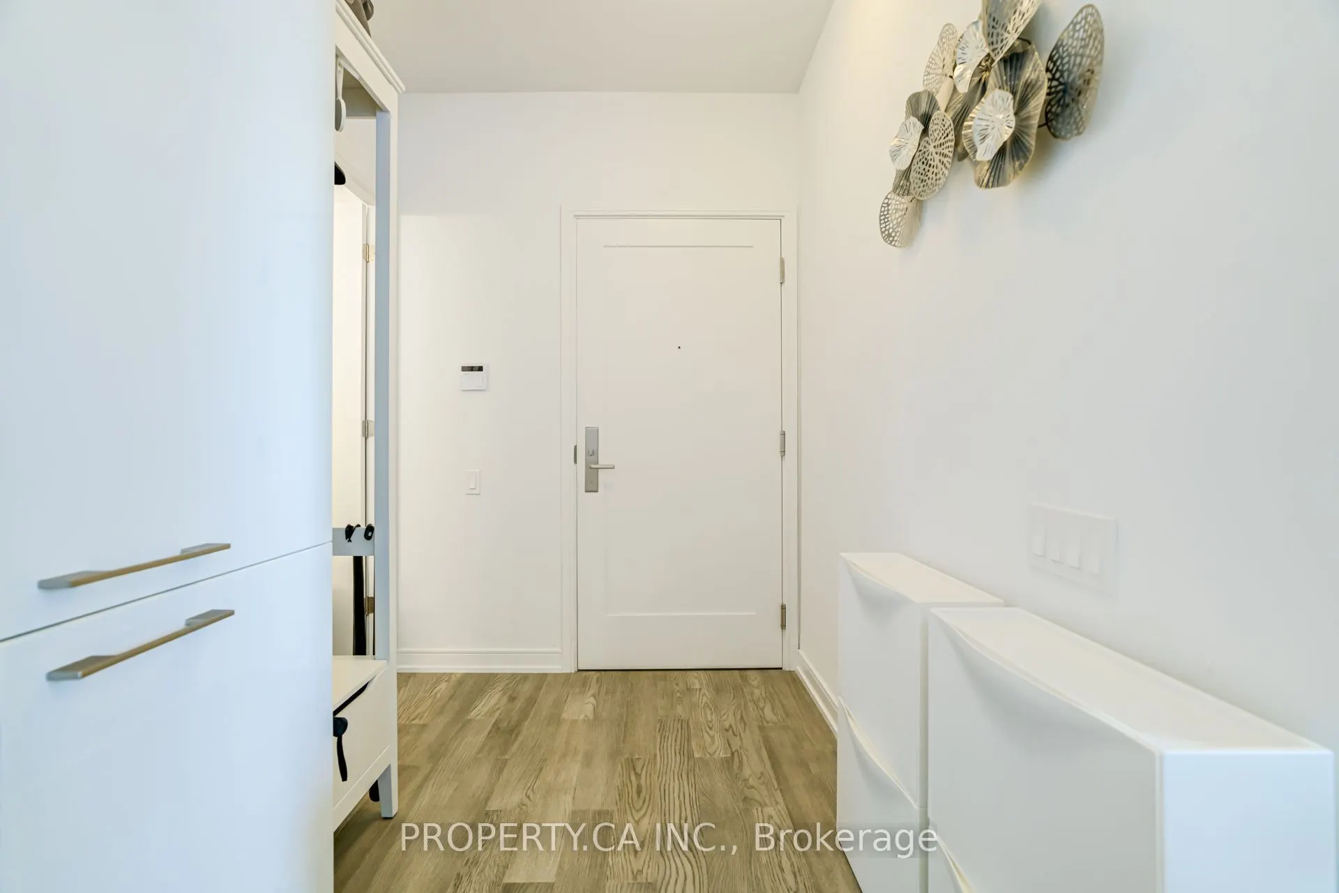 3 Gloucester Street #1709