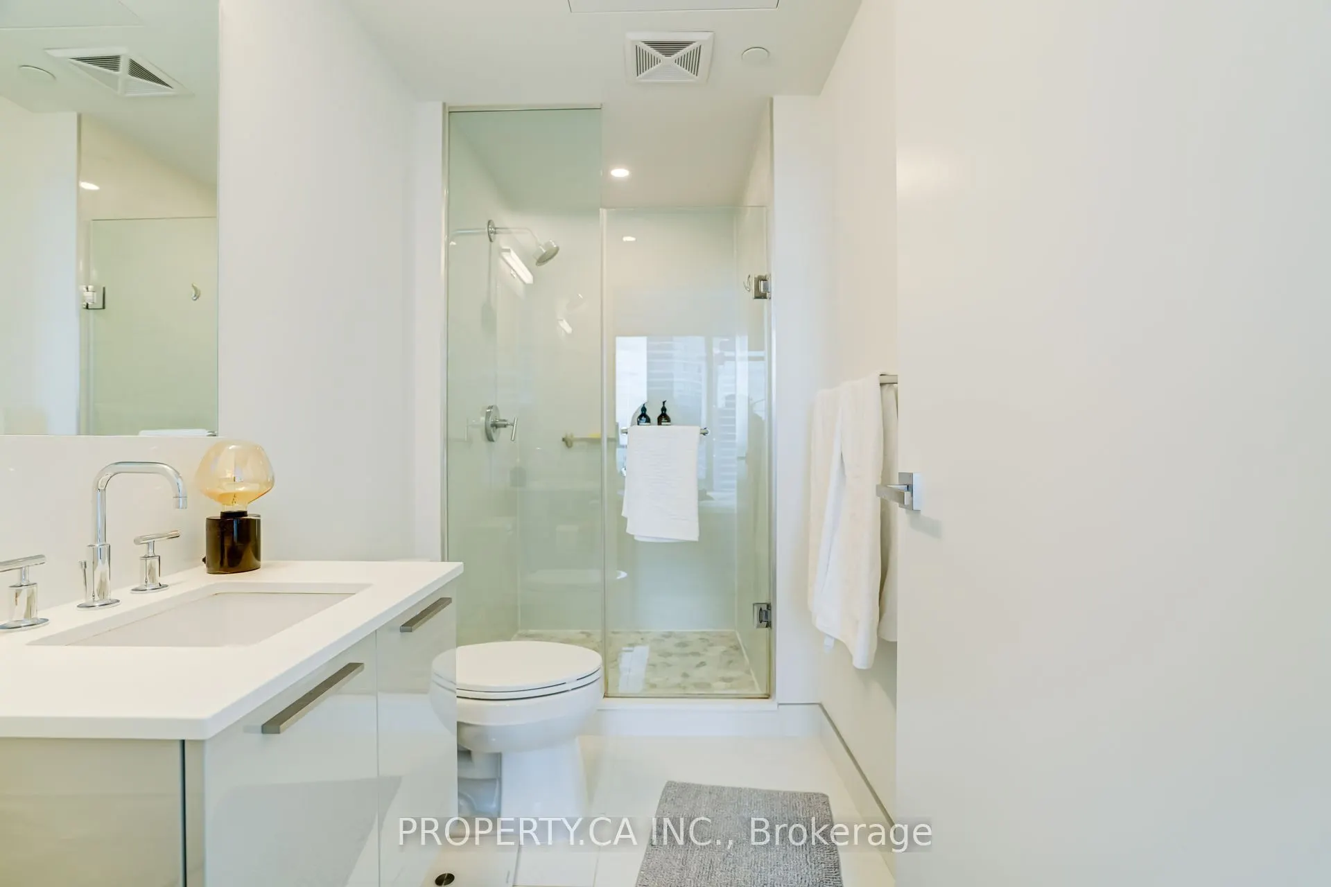 3 Gloucester Street #1709
