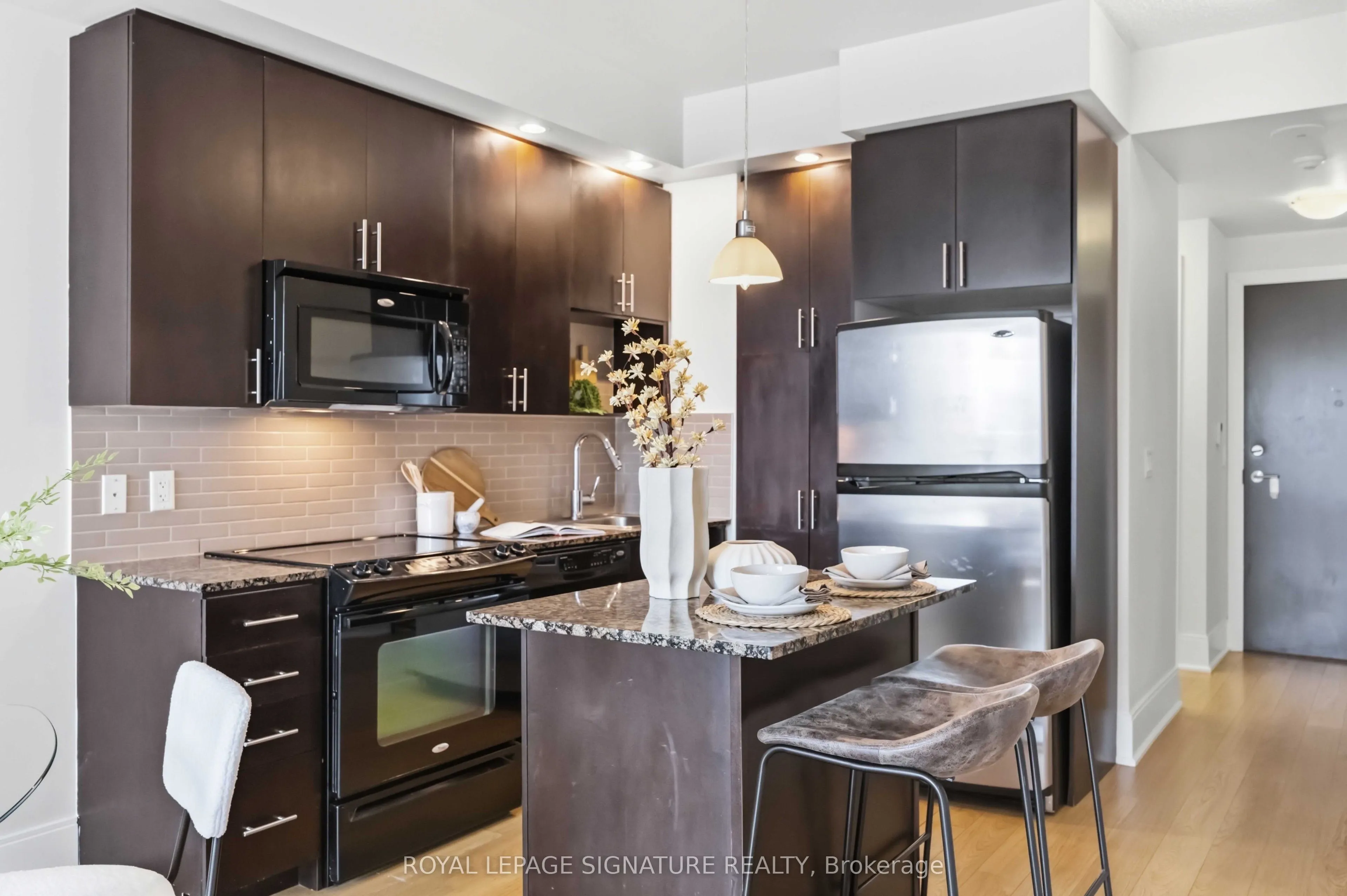 181 Wynford Drive #403