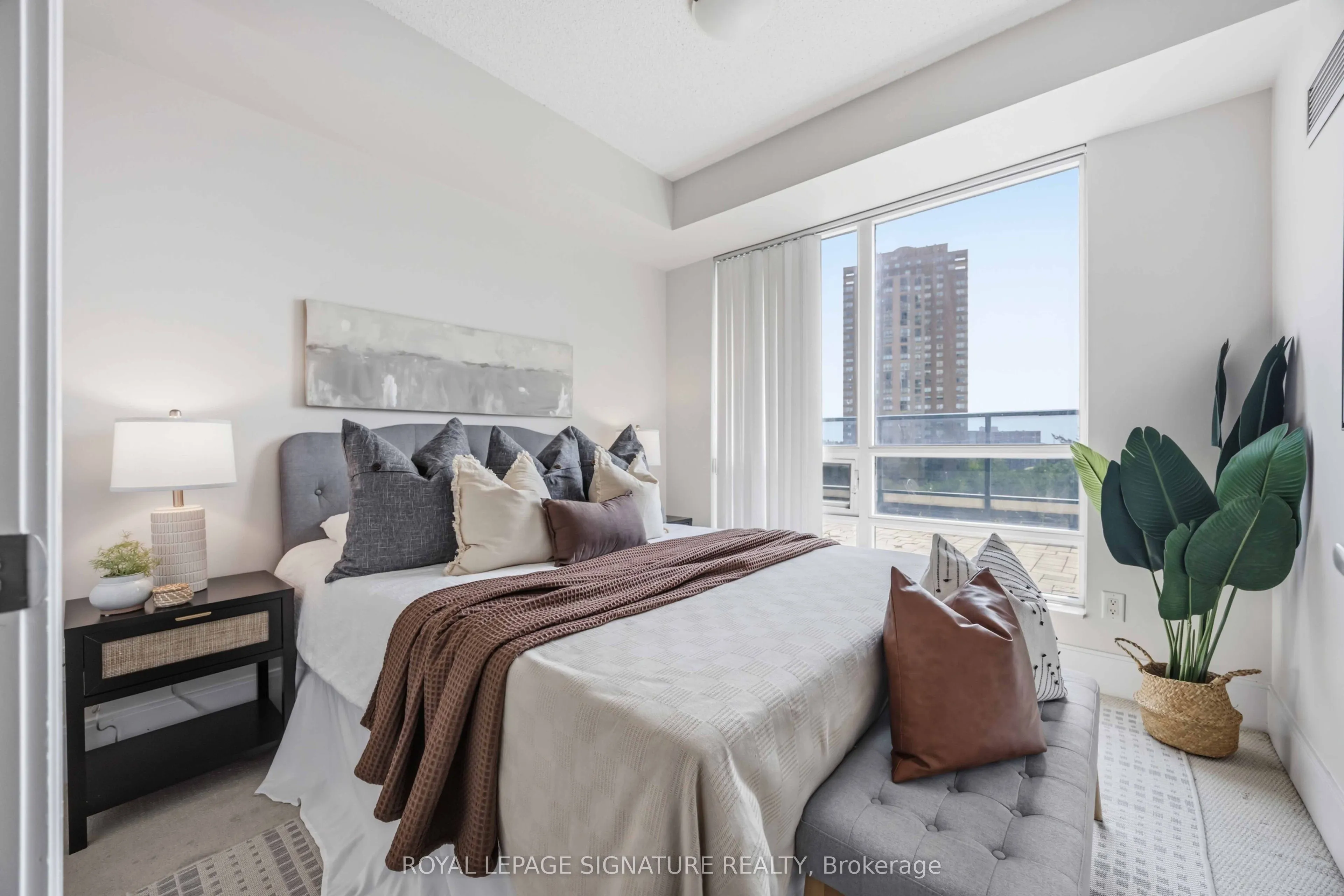 181 Wynford Drive #403