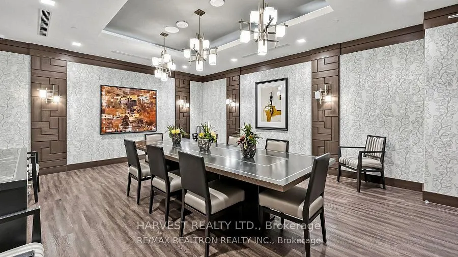 18 Graydon Hall Drive #2707