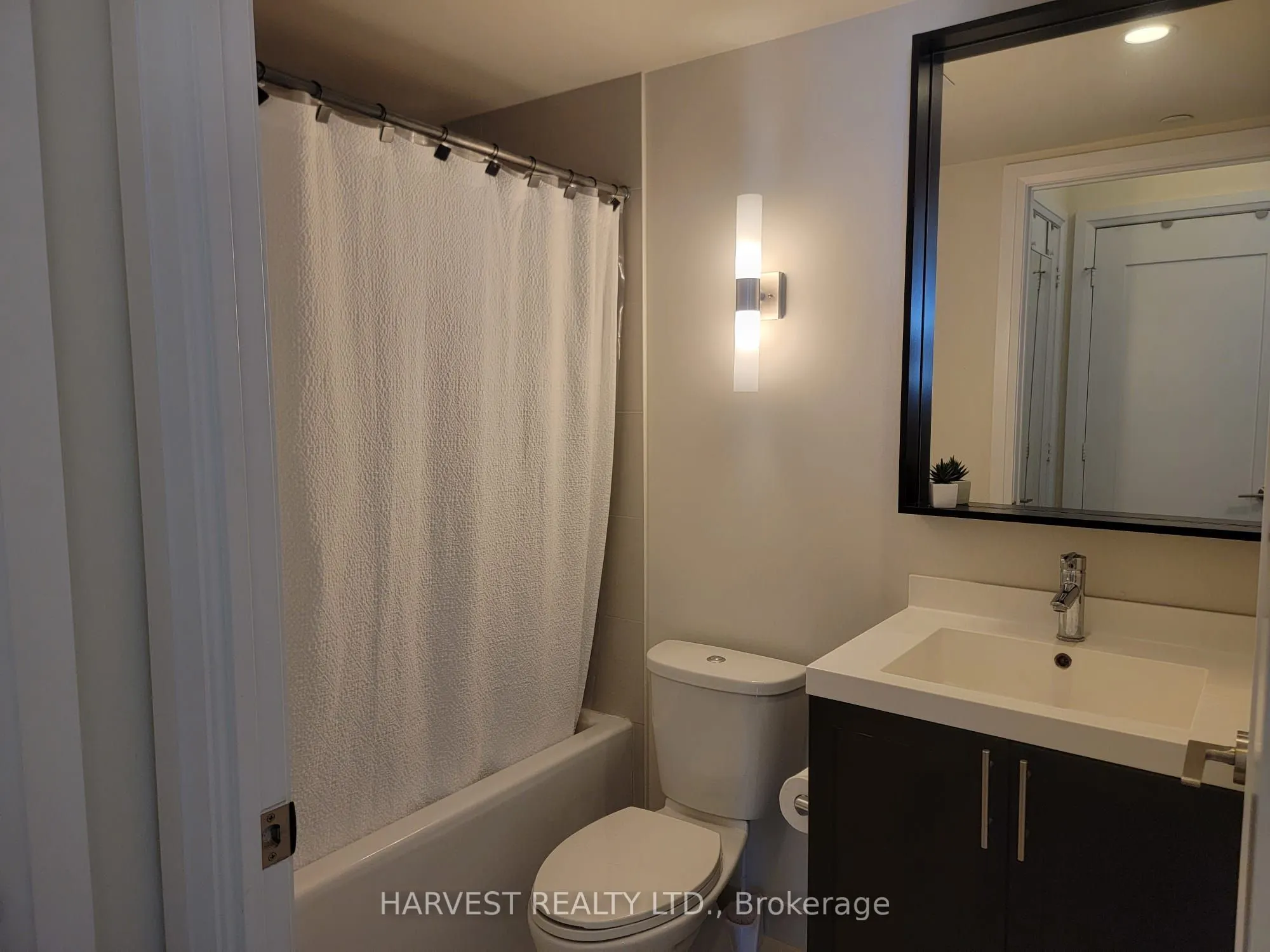 18 Graydon Hall Drive #2707