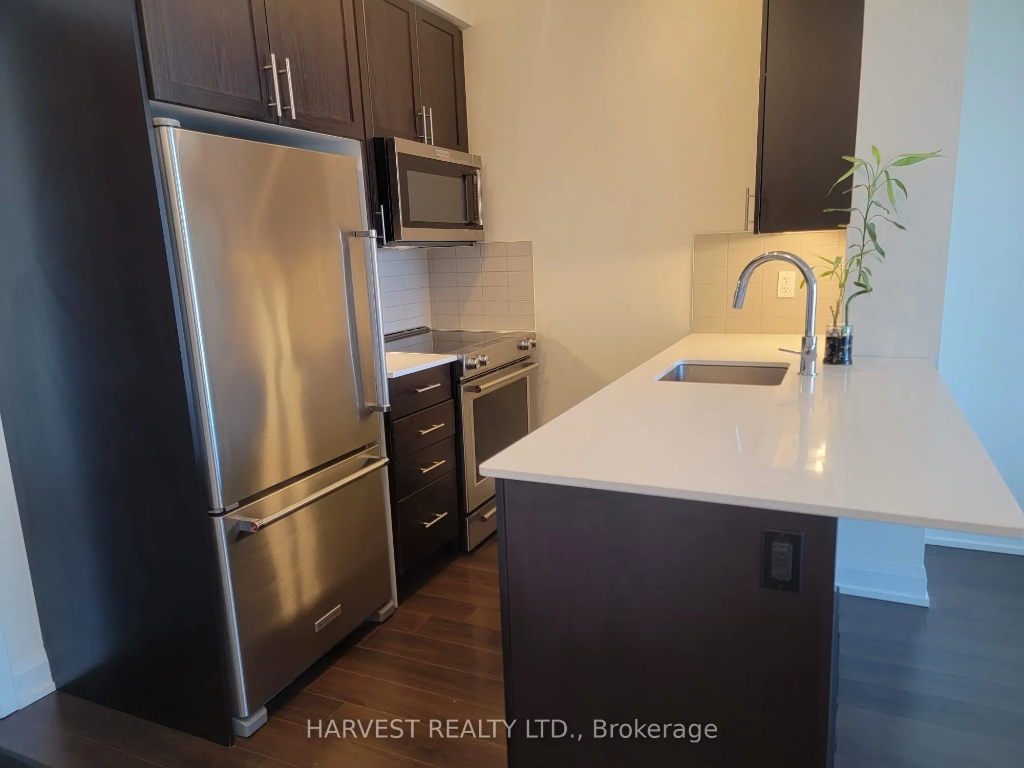 18 Graydon Hall Drive #2707