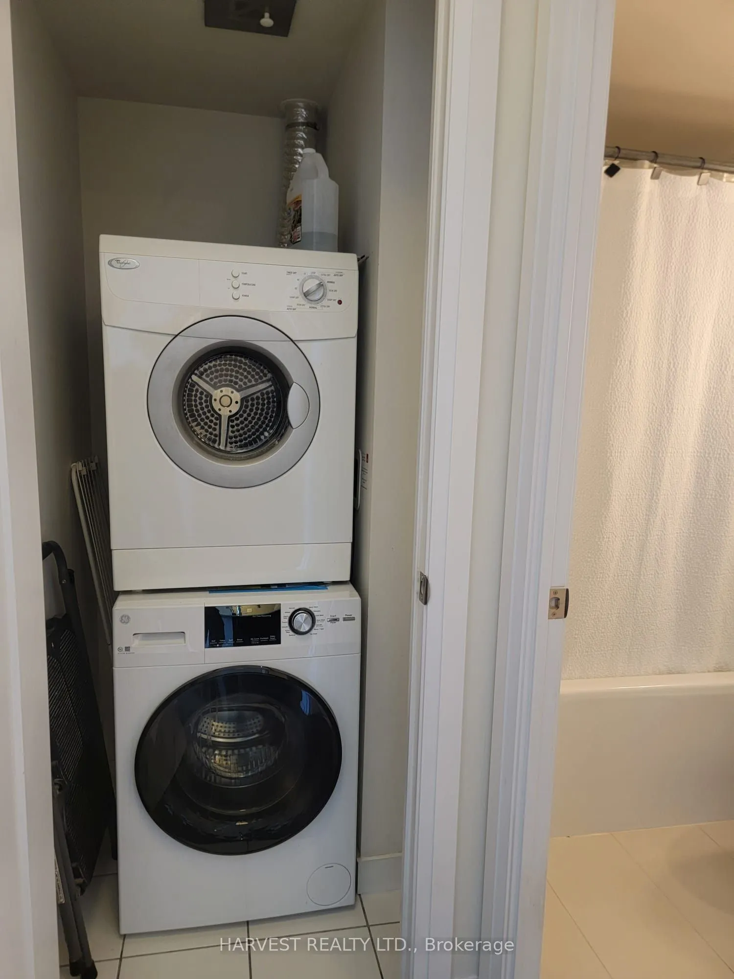 18 Graydon Hall Drive #2707