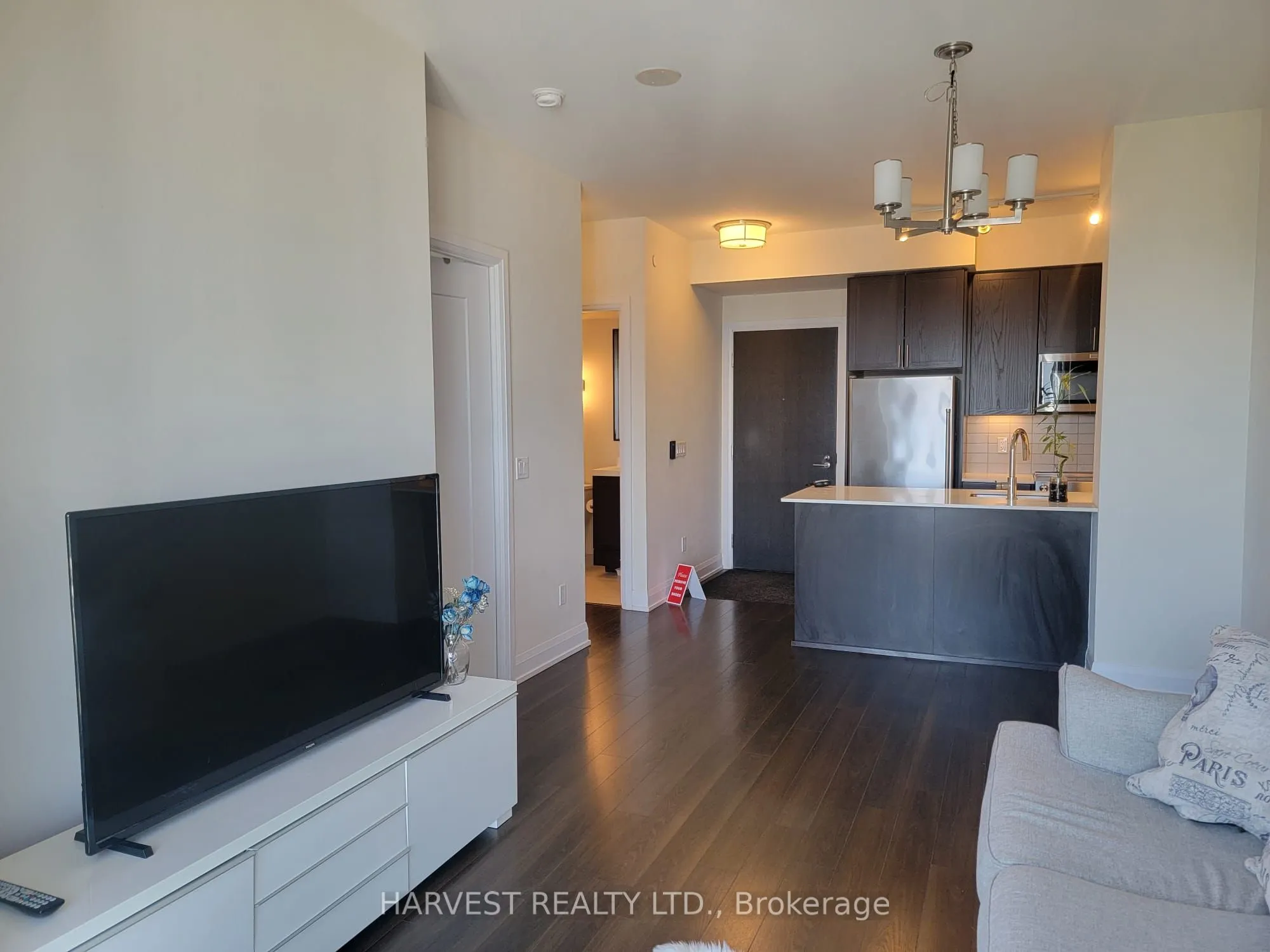 18 Graydon Hall Drive #2707