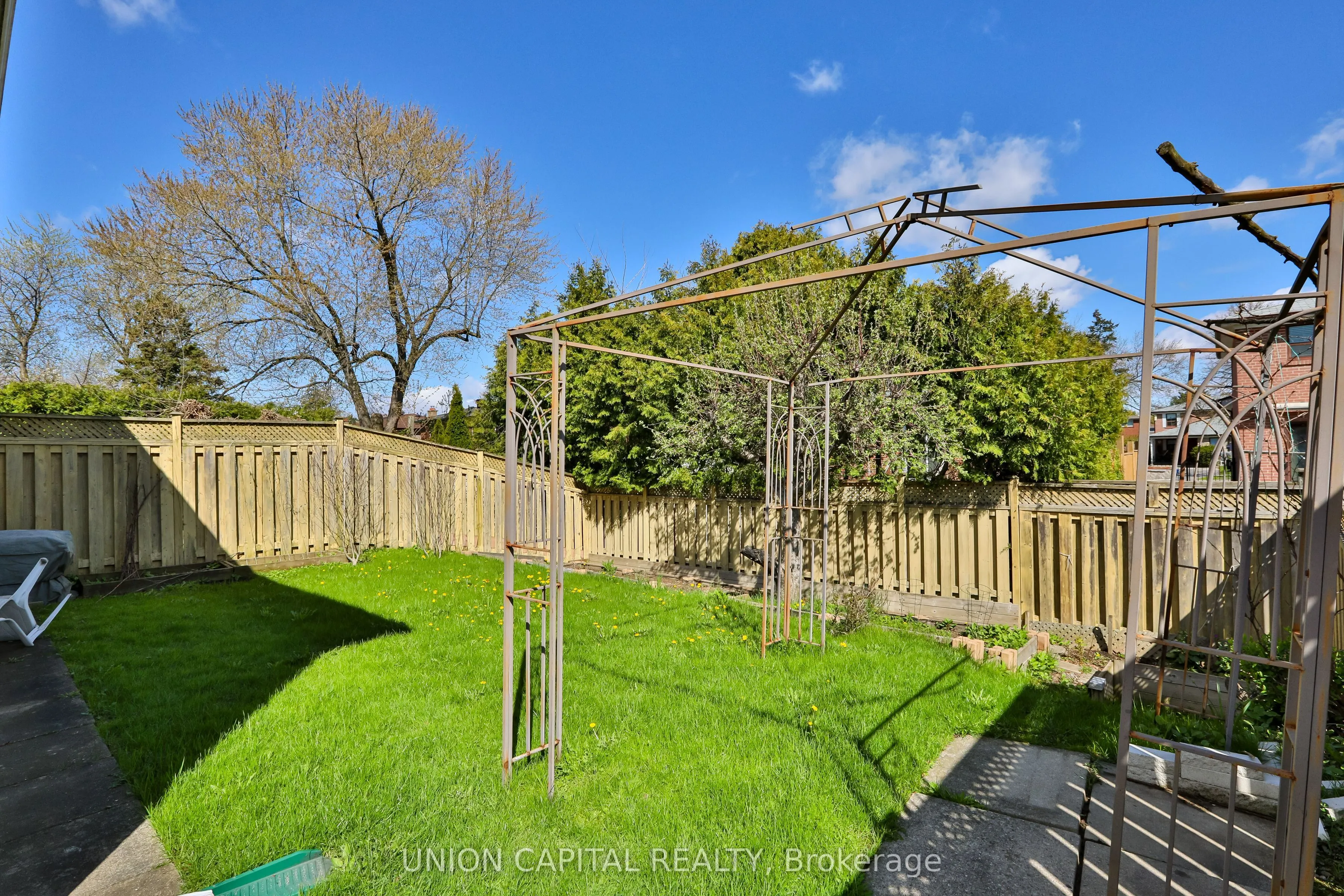 168 Old Sheppard Avenue #Basement