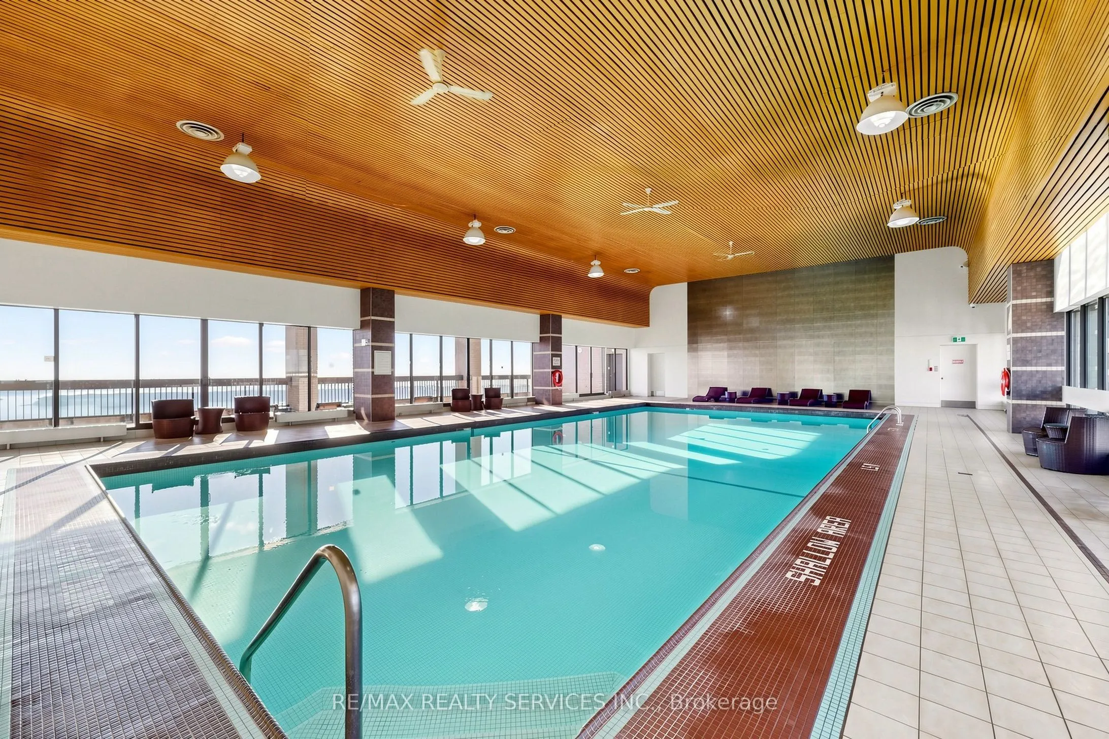 33 Harbour Square #2803