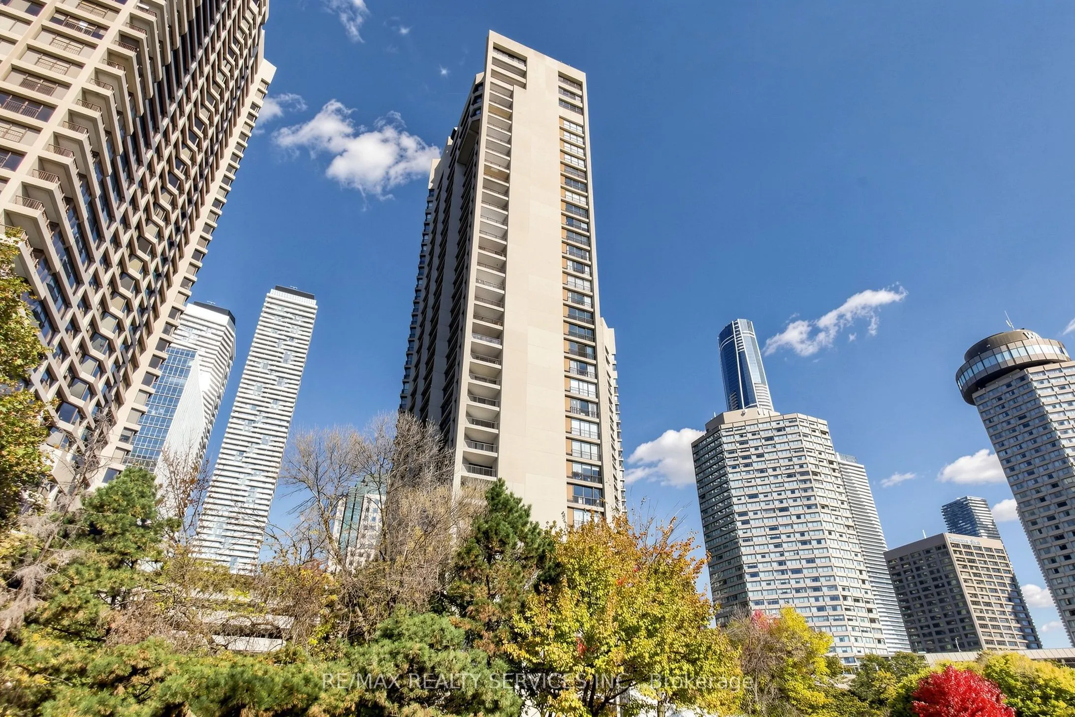 33 Harbour Square #2803