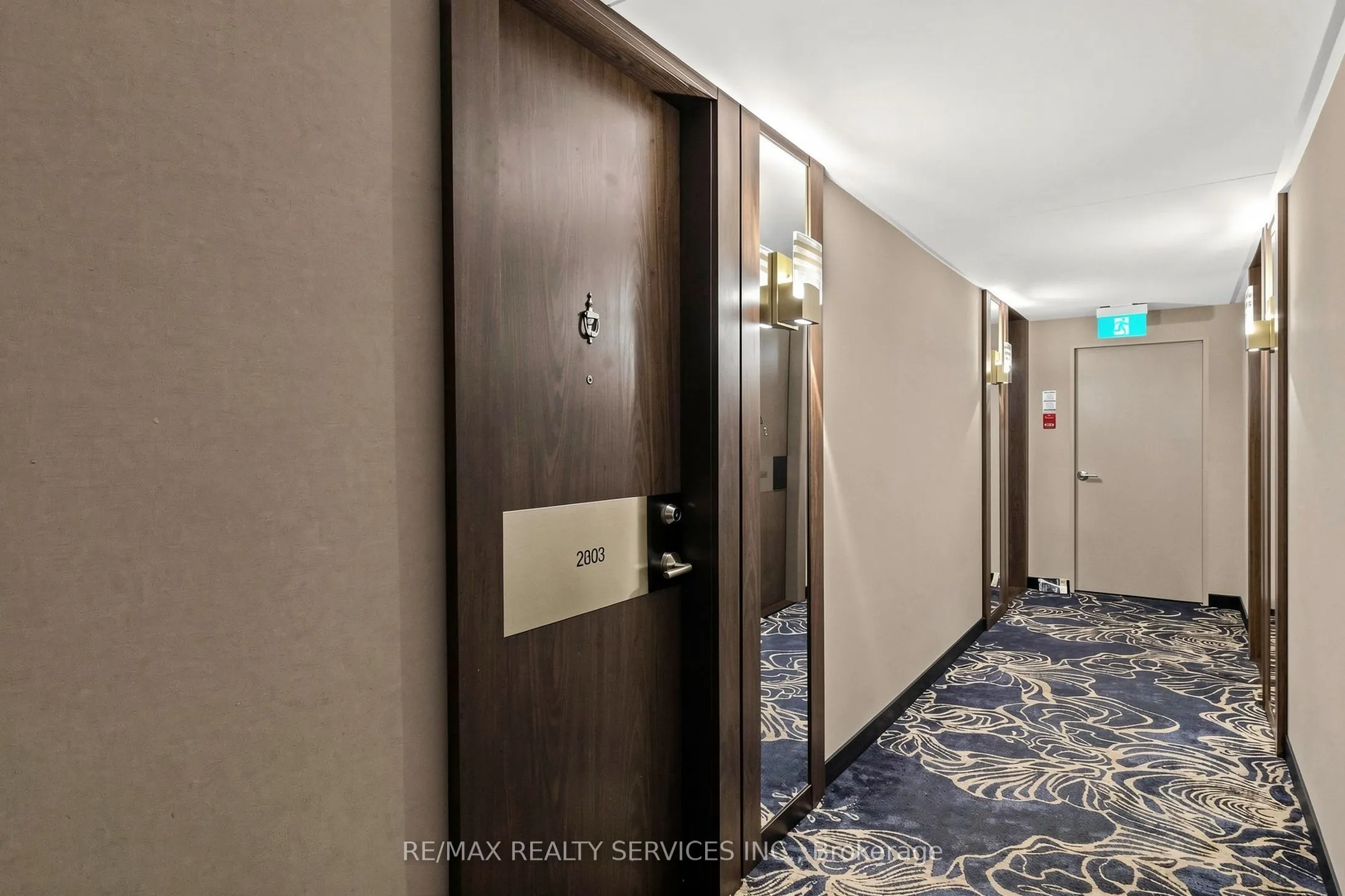 33 Harbour Square #2803